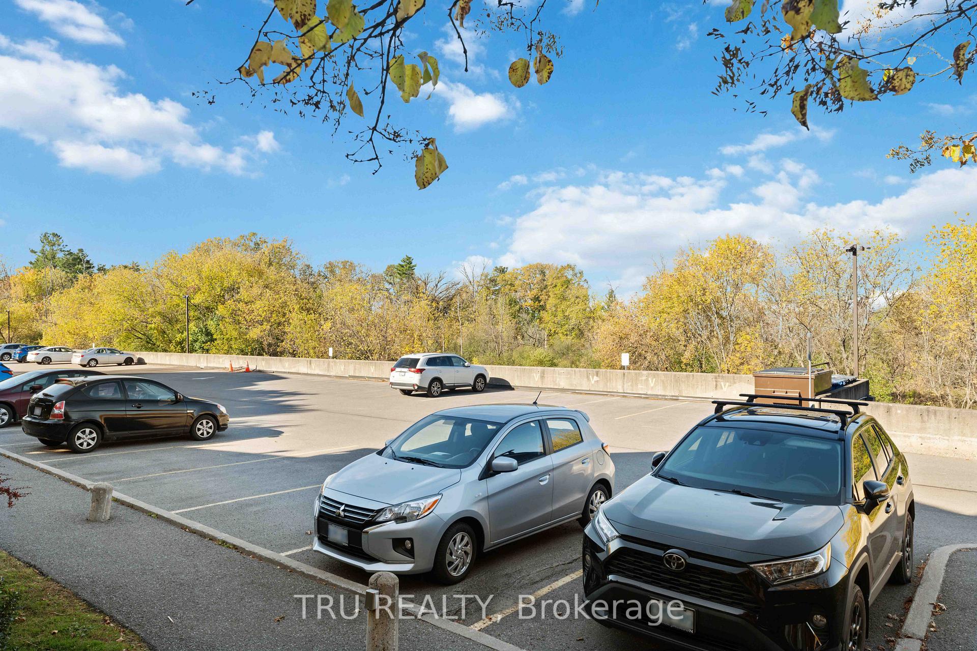 Photo 23 of 6406 Bilberry Drive, Ottawa, Orleans Wood — HOMEH