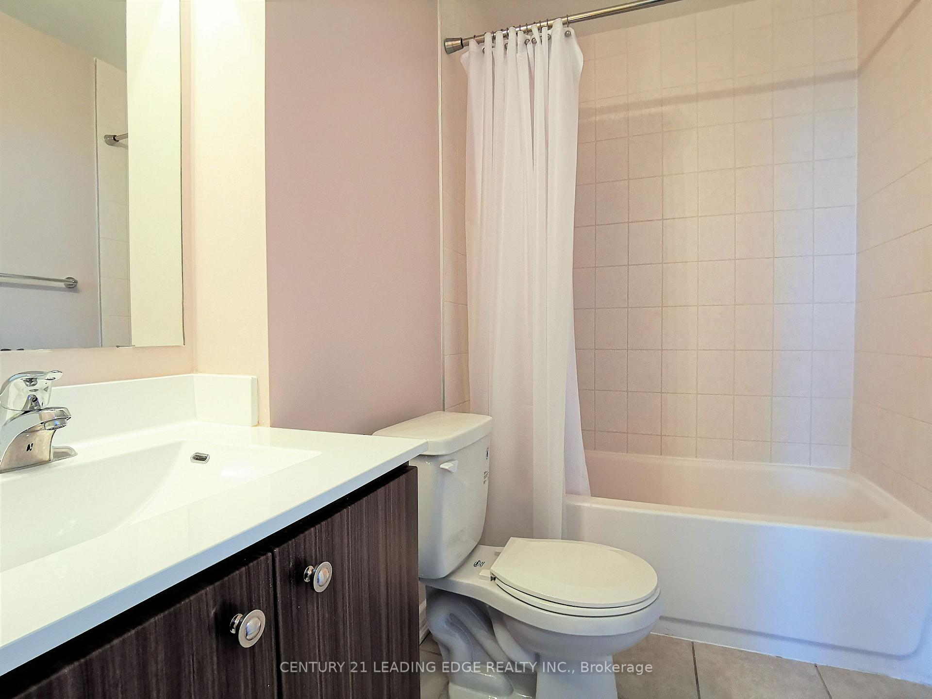 Photo 11 of Unit Ph06, 8323 Kennedy Road, Markham, Village Green-South Unionville — HOMEH
