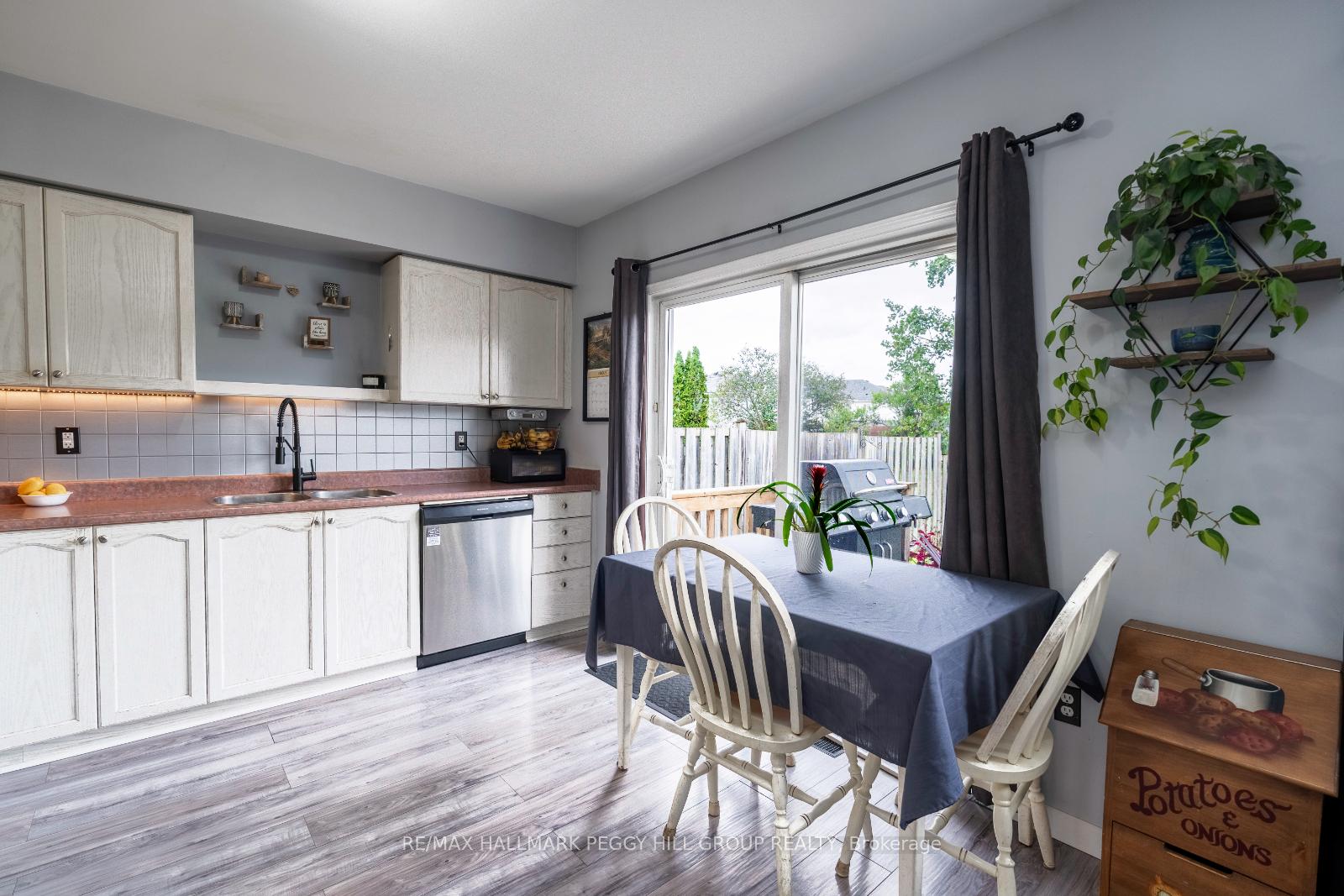 Photo 5 of 10 Truax Crescent, Essa, Angus — HOMEH