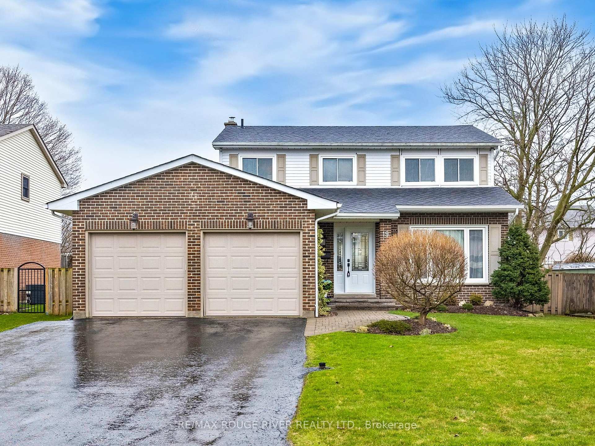 Photo 1 of 19 Panter Crescent, Ajax, South West — HOMEH