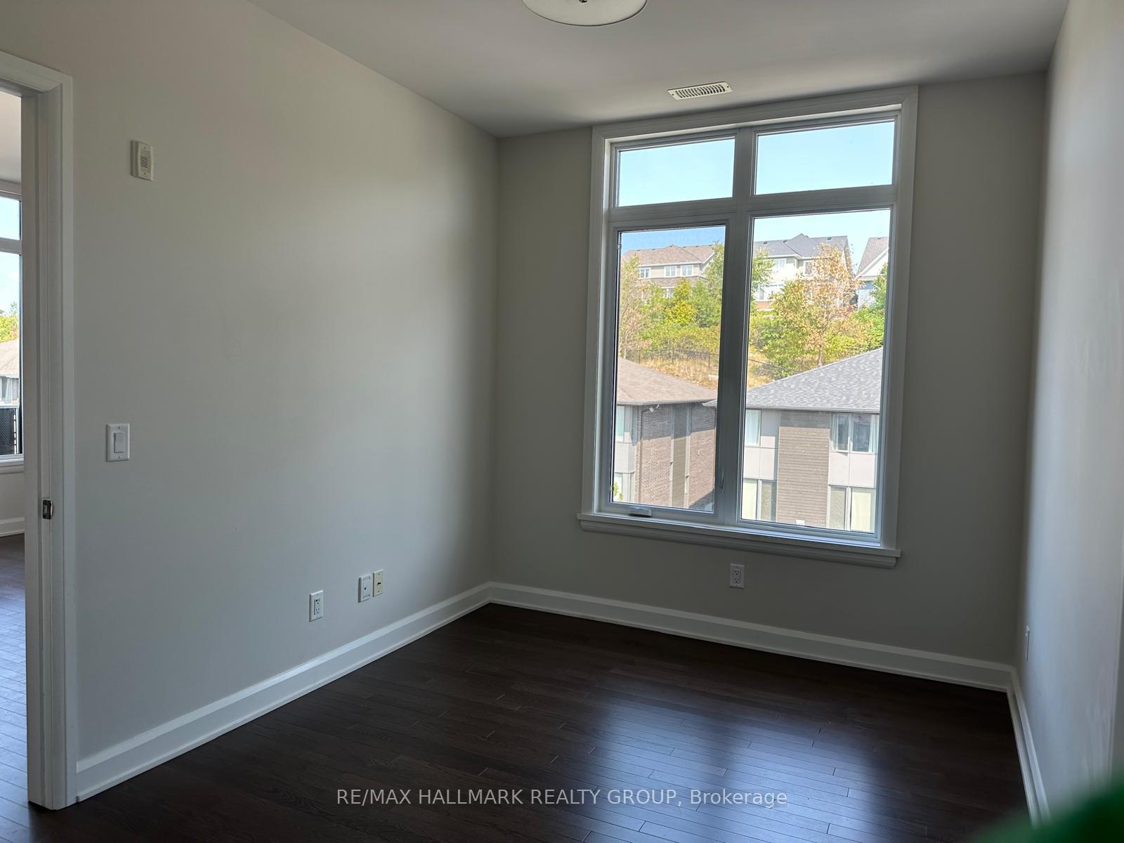 Photo 13 of Unit 304, 180 Boundstone Way, Ottawa, Kanata - Kanata Lakes/Heritage Hills — HOMEH