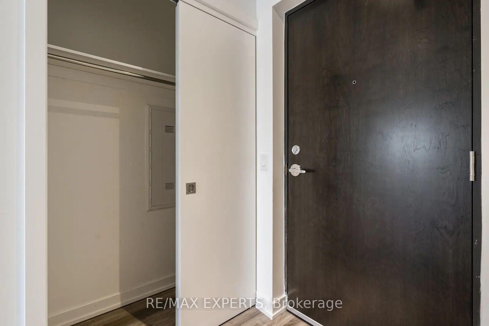 Photo 7 of Unit 302, 430 Essa Road, Barrie, Holly — HOMEH