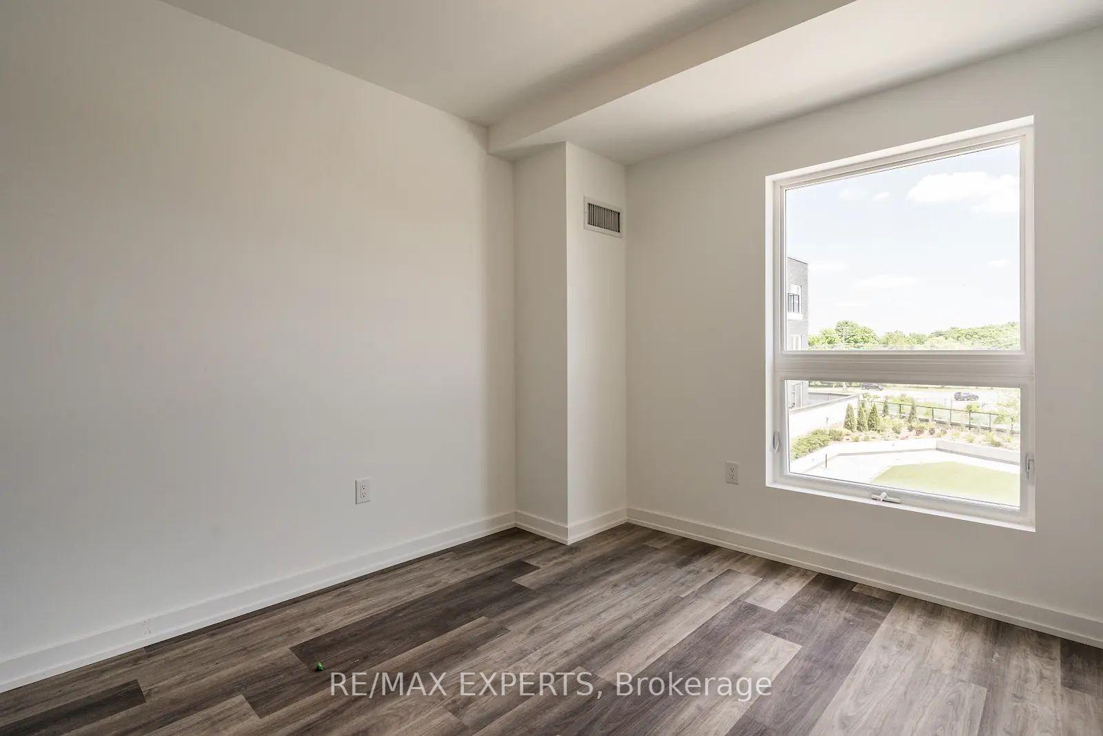 Photo 30 of Unit 302, 430 Essa Road, Barrie, Holly — HOMEH