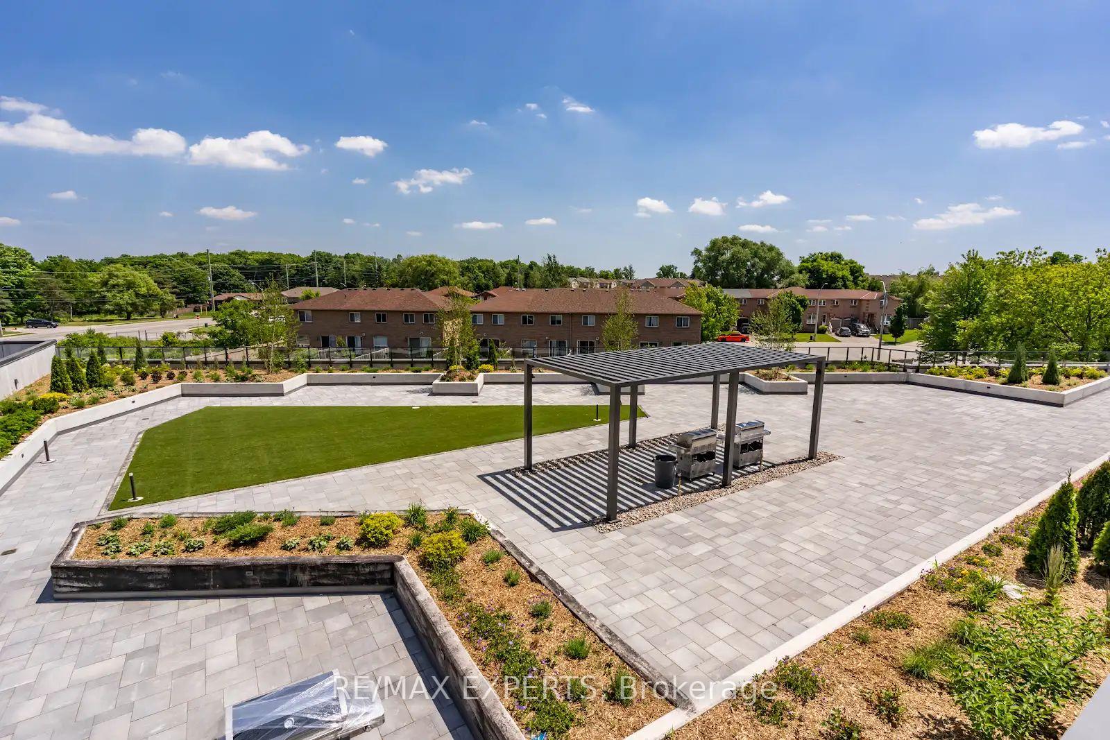 Photo 39 of Unit 302, 430 Essa Road, Barrie, Holly — HOMEH