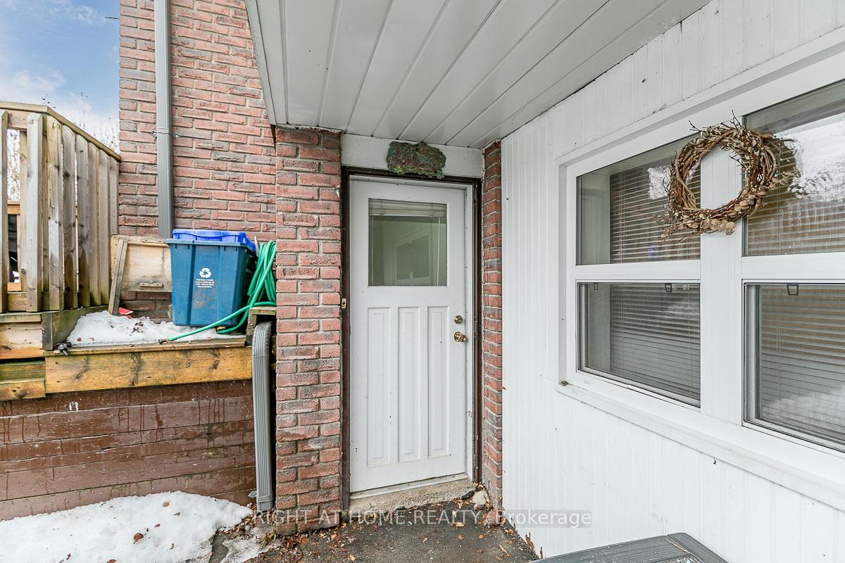 Photo 1 of Unit Lower, 20 Carlton Road, Barrie, Cundles East — HOMEH