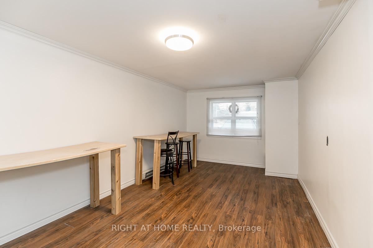 Photo 4 of Unit Lower, 20 Carlton Road, Barrie, Cundles East — HOMEH