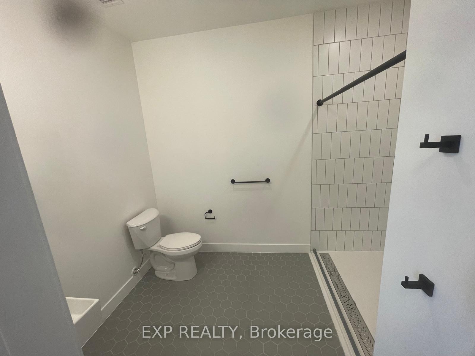 Photo 18 of Unit 303, 1600 James Naismith Drive, Ottawa, Pineview — HOMEH