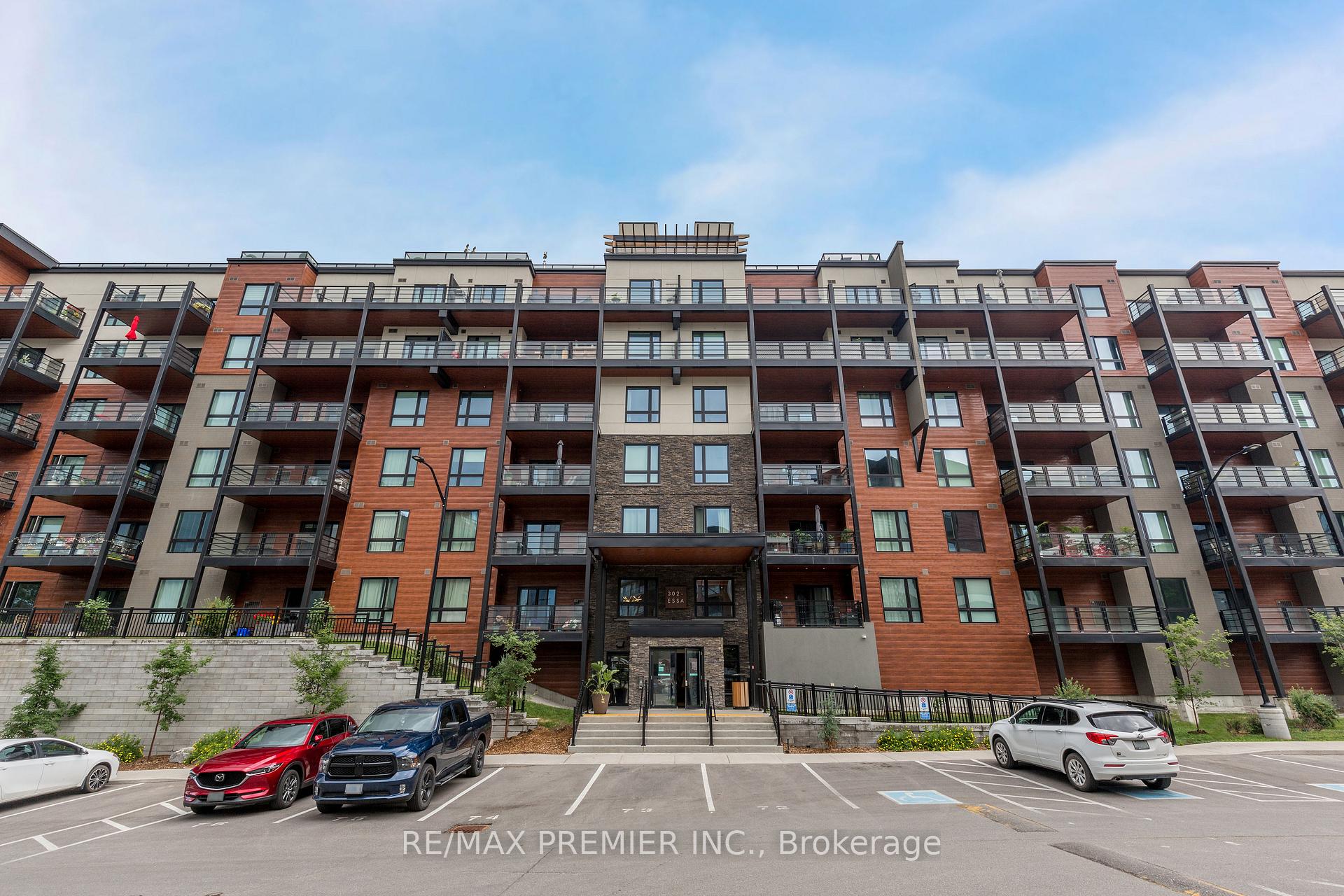 Photo 2 of Unit 513, 302 Essa Road, Barrie, 400 West — HOMEH