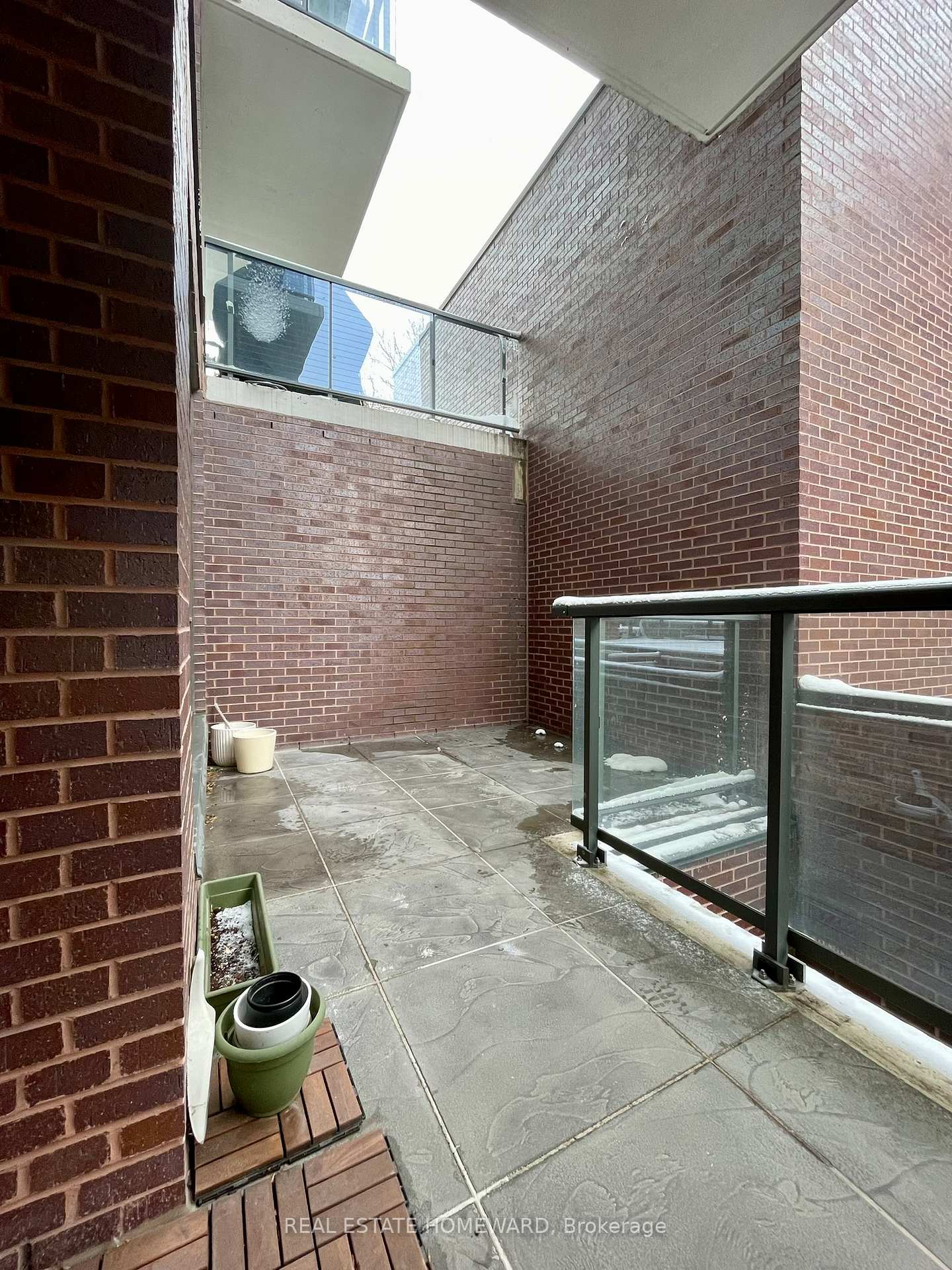 Photo 57 of Unit 201, 1331 Queen Street E, Toronto, Greenwood-Coxwell — HOMEH