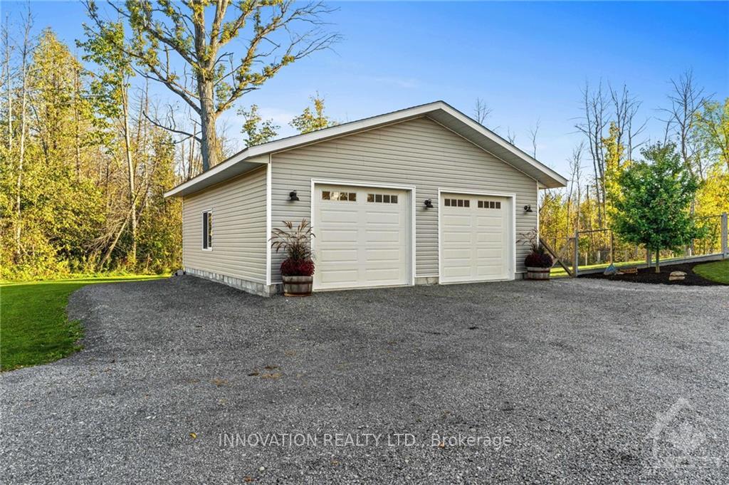 Photo 4 of 8650 Flewellyn Road, Ottawa, Remainder of Stittsville & Area — HOMEH