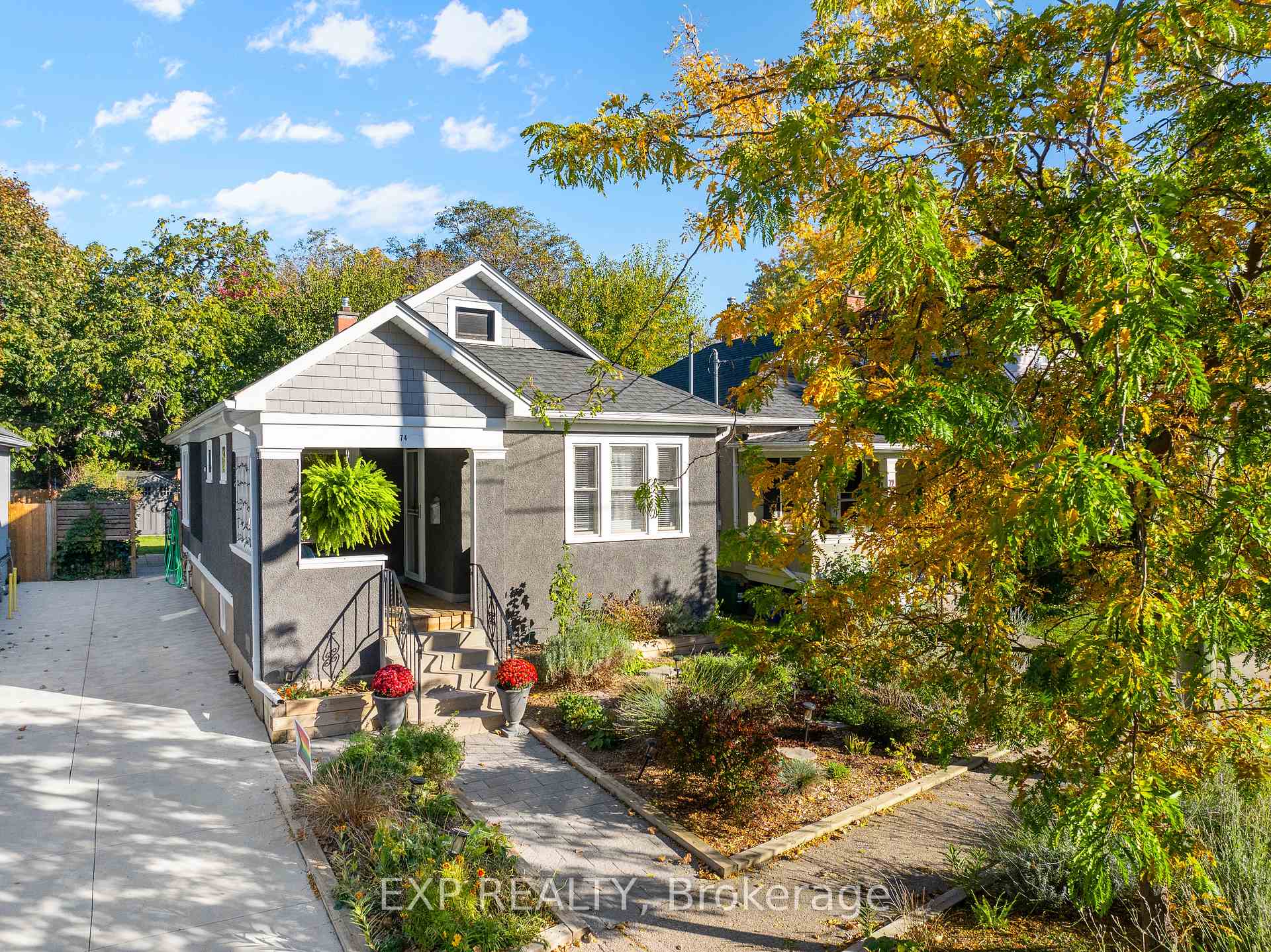 Front of 74 Woodland Avenue