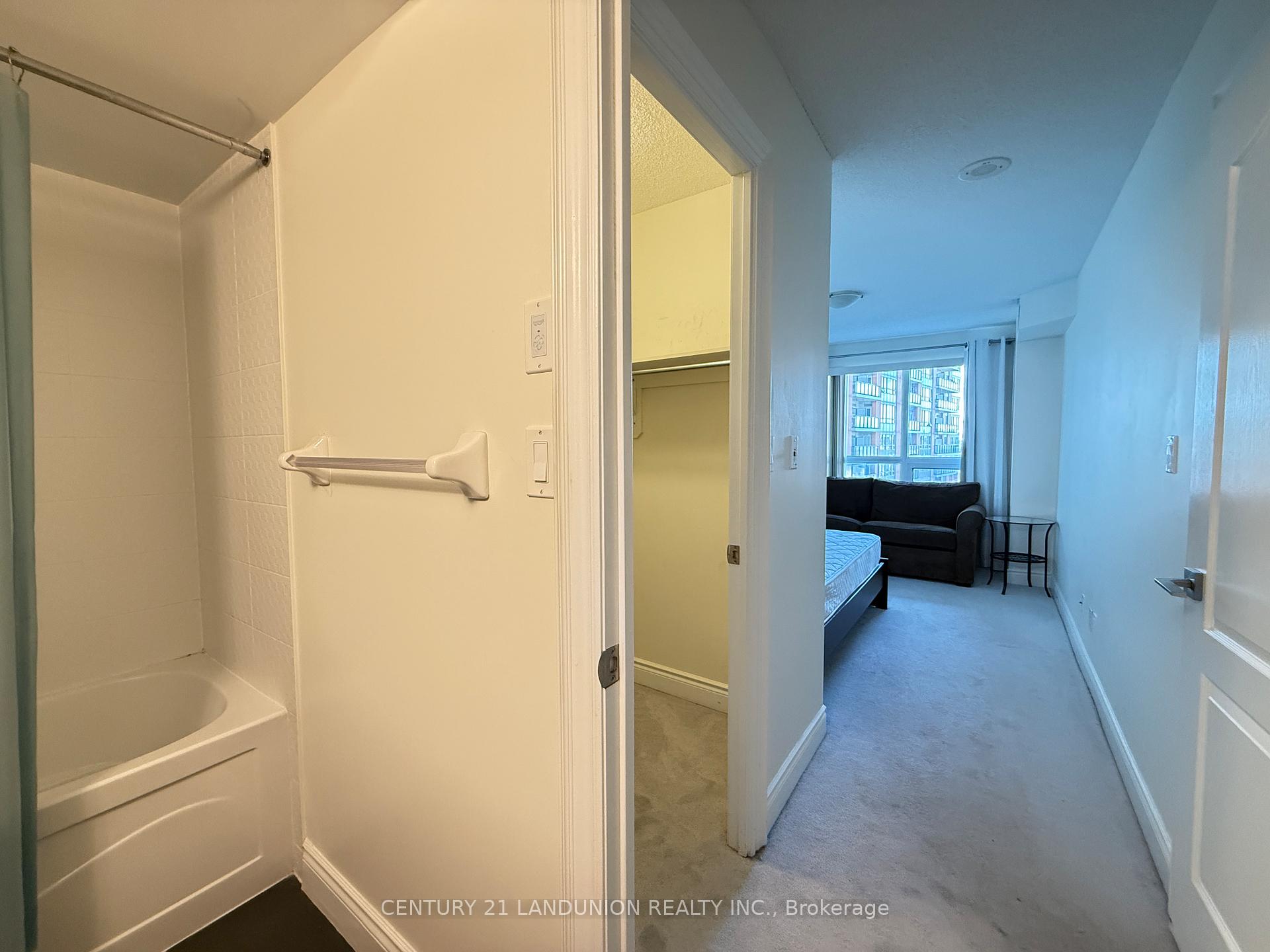 Photo 19 of Unit 622, 60 South Town Centre Boulevard, Markham, Unionville — HOMEH