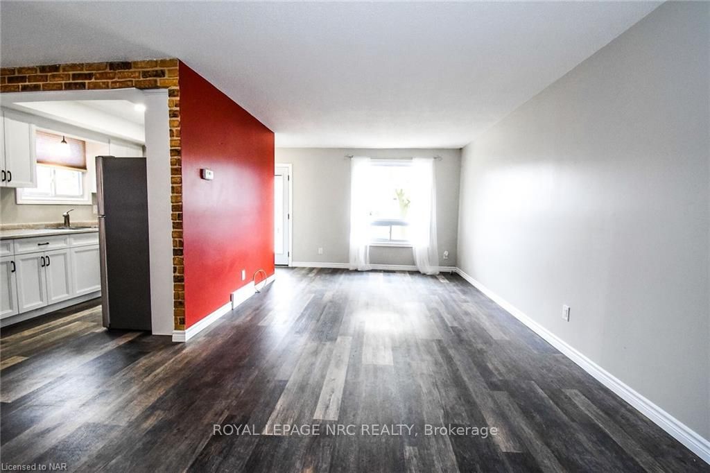 Photo 20 of 7 Dianne Drive, St. Catharines, Secord Woods — HOMEH