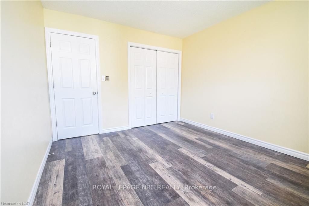 Photo 23 of 7 Dianne Drive, St. Catharines, Secord Woods — HOMEH