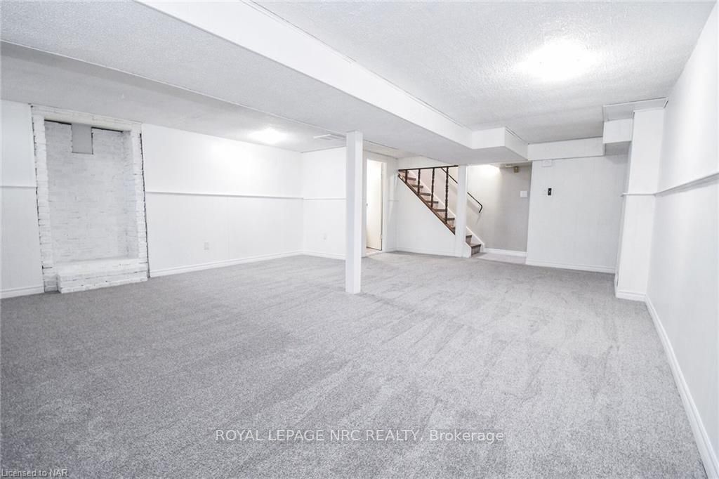 Photo 32 of 7 Dianne Drive, St. Catharines, Secord Woods — HOMEH