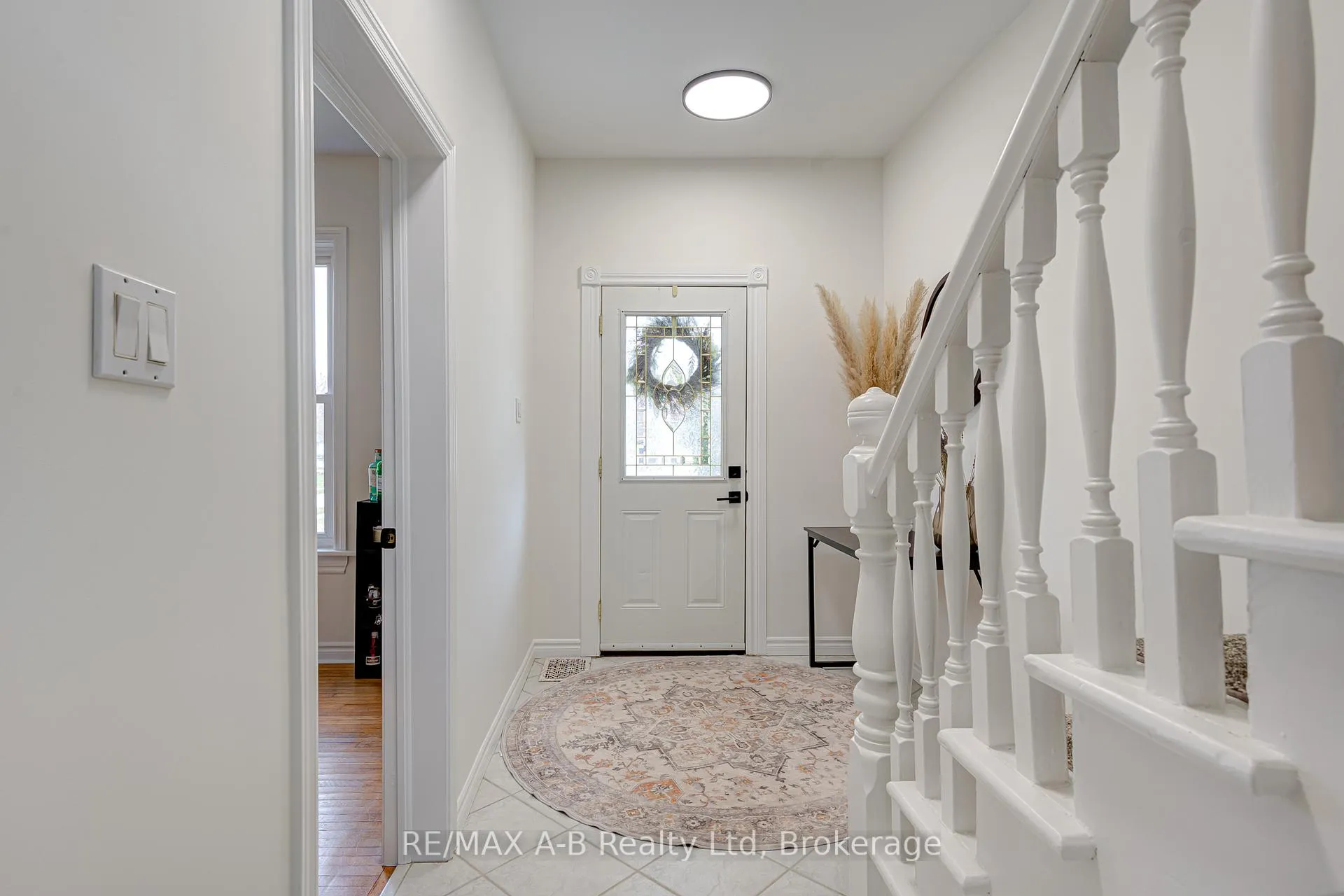 Photo 7 of 25 Ash Street, Stratford — HOMEH