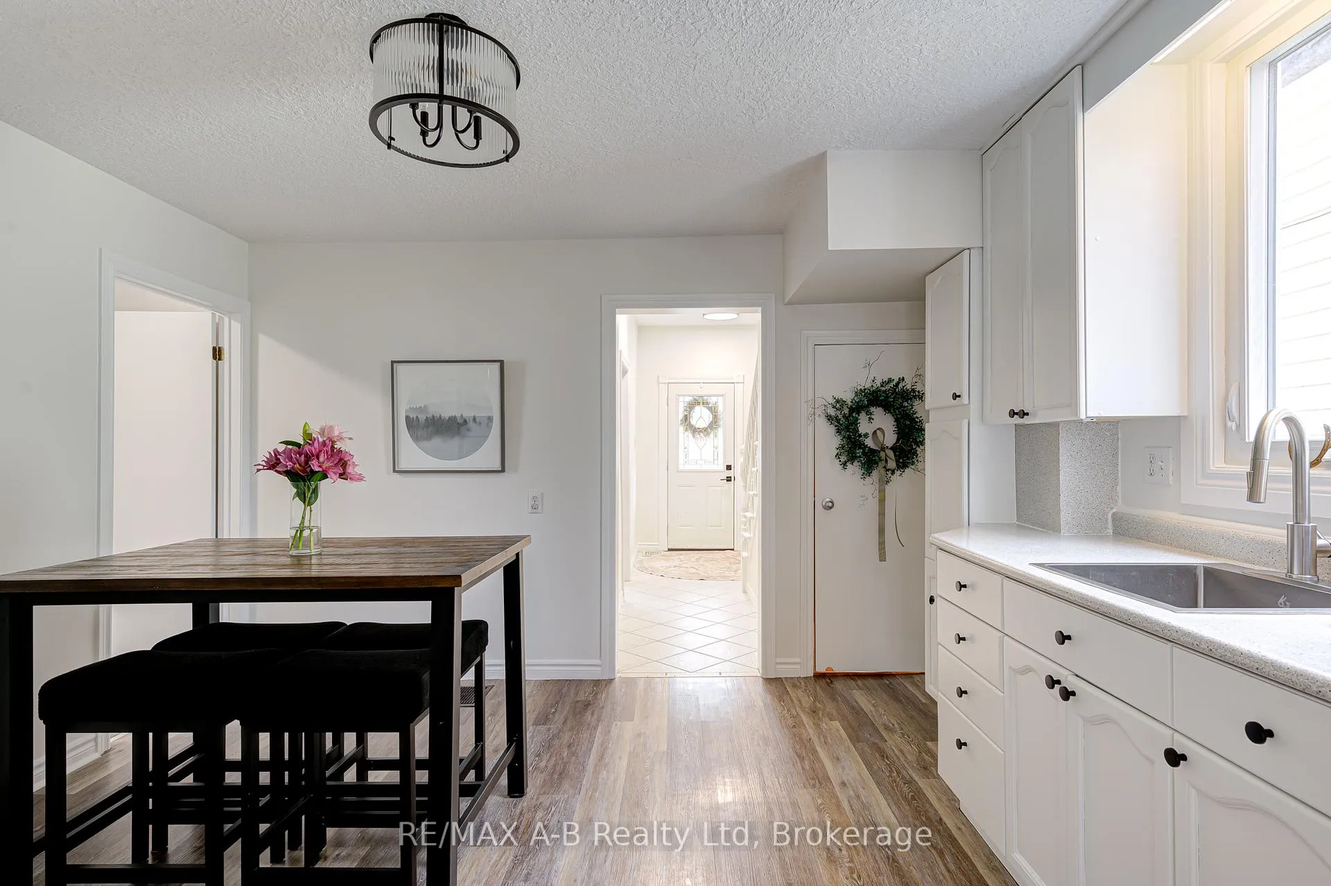 Photo 17 of 25 Ash Street, Stratford — HOMEH