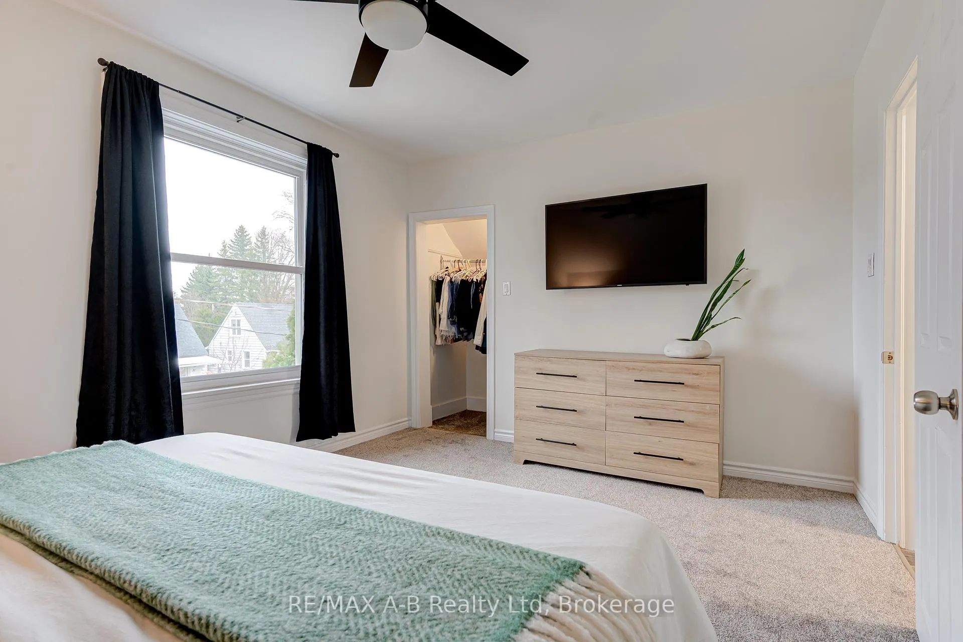 Photo 31 of 25 Ash Street, Stratford — HOMEH