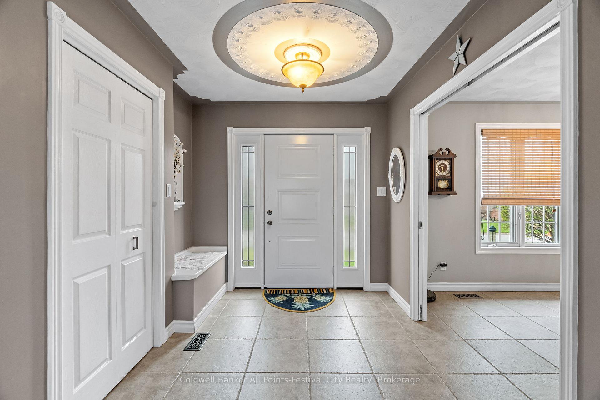 Photo 5 of 22 Beilby Street, Goderich, Goderich (Town) — HOMEH