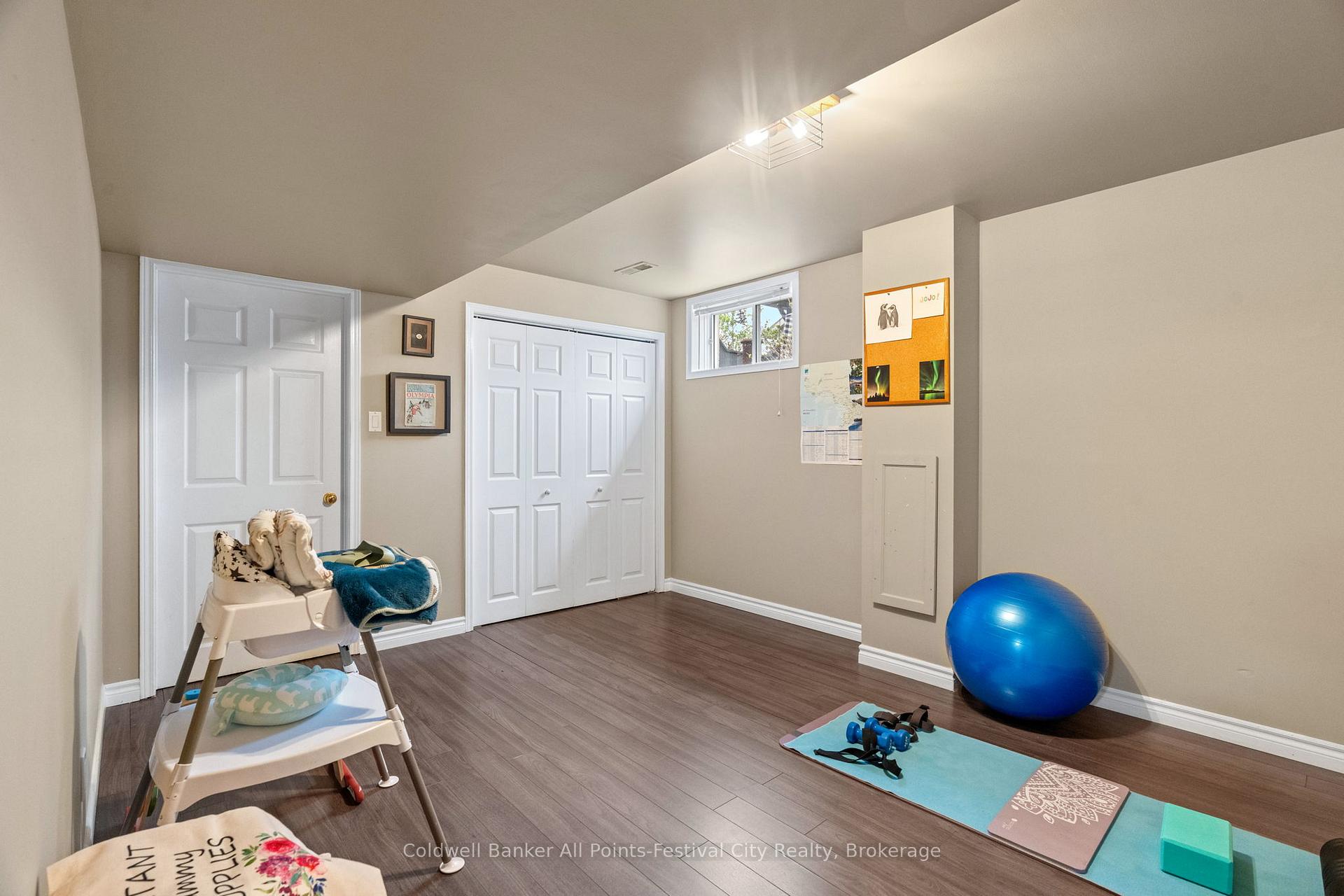 Photo 24 of 22 Beilby Street, Goderich, Goderich (Town) — HOMEH