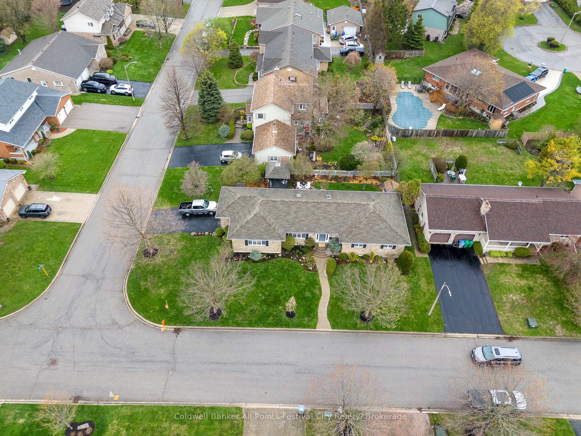 Photo 41 of 22 Beilby Street, Goderich, Goderich (Town) — HOMEH