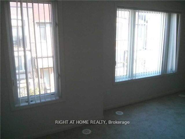 Photo 10 of 67 Burton Howard Drive N, Aurora, Bayview Northeast — HOMEH