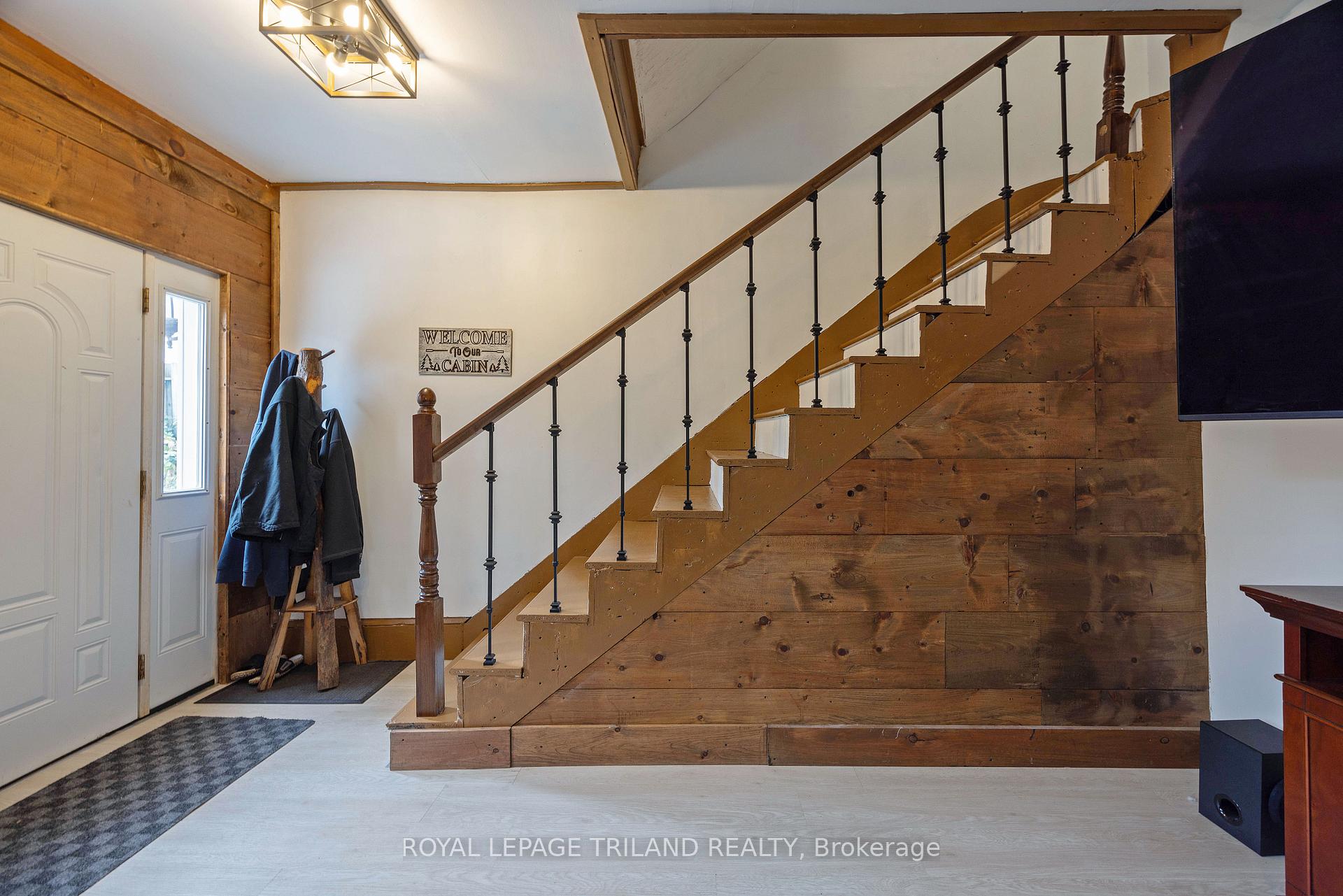 Photo 5 of 15 Cora Street, St. Thomas — HOMEH