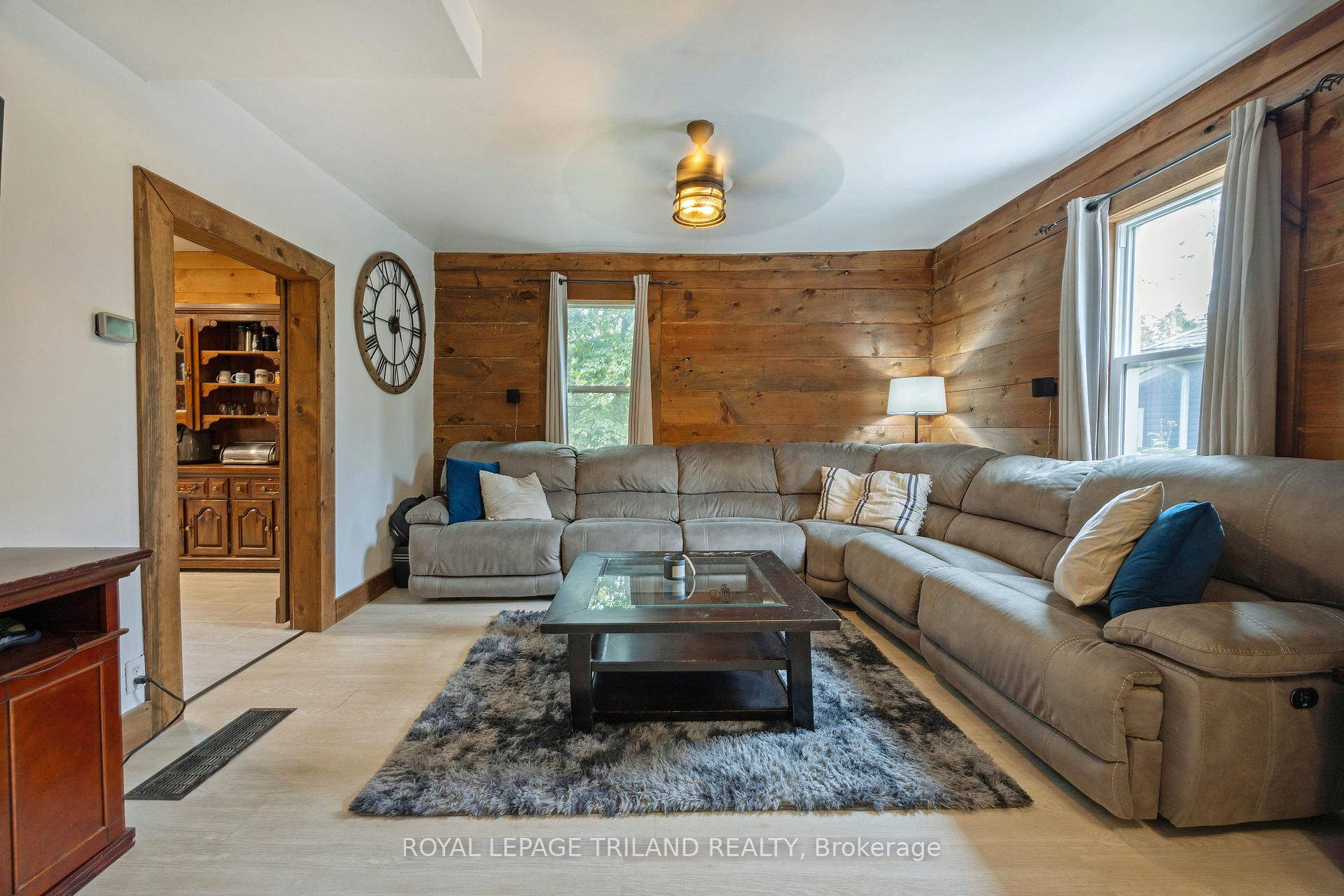 Photo 8 of 15 Cora Street, St. Thomas — HOMEH