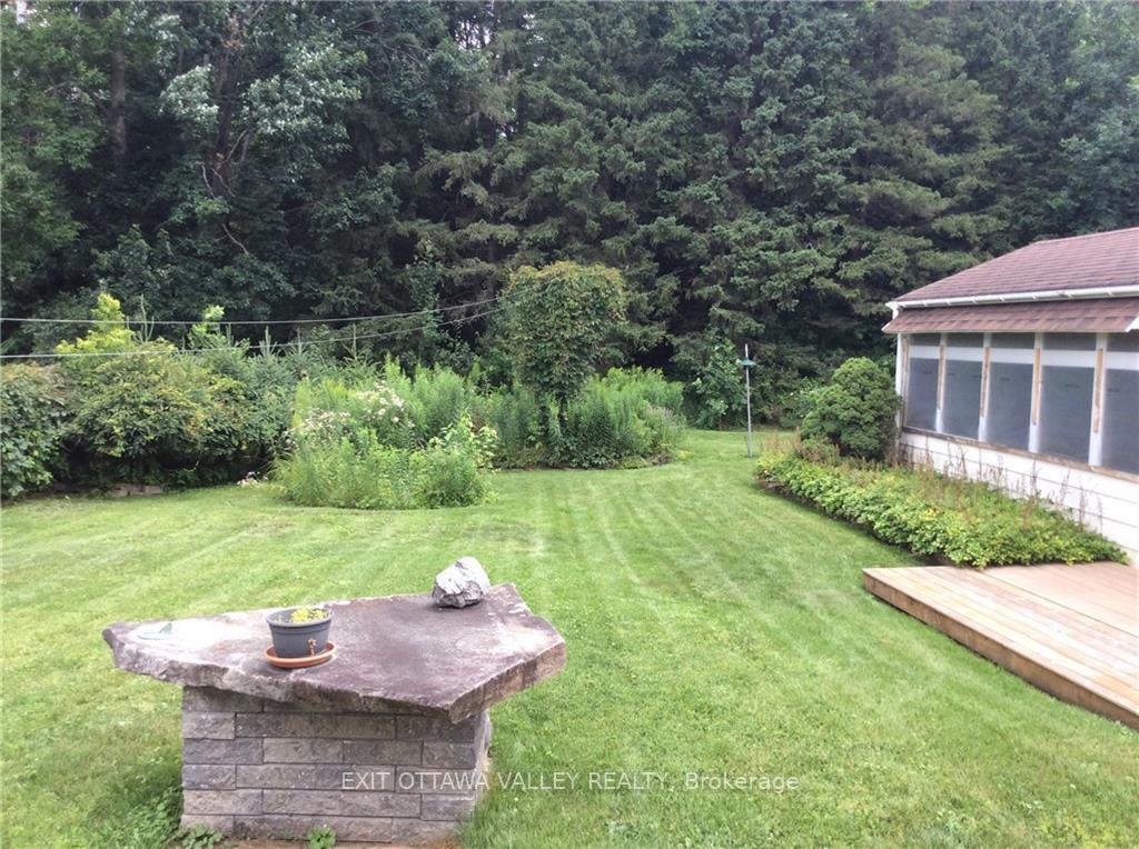 Photo 7 of 55 Beach Avenue, Deep River — HOMEH