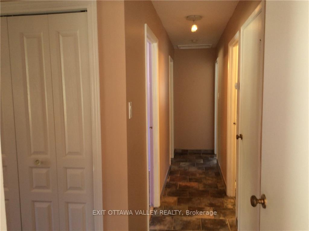 Photo 19 of 55 Beach Avenue, Deep River — HOMEH