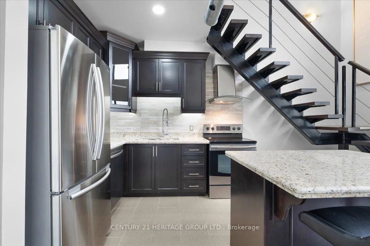 Photo 5 of Unit 409, 80 King William Street, Hamilton, Beasley — HOMEH