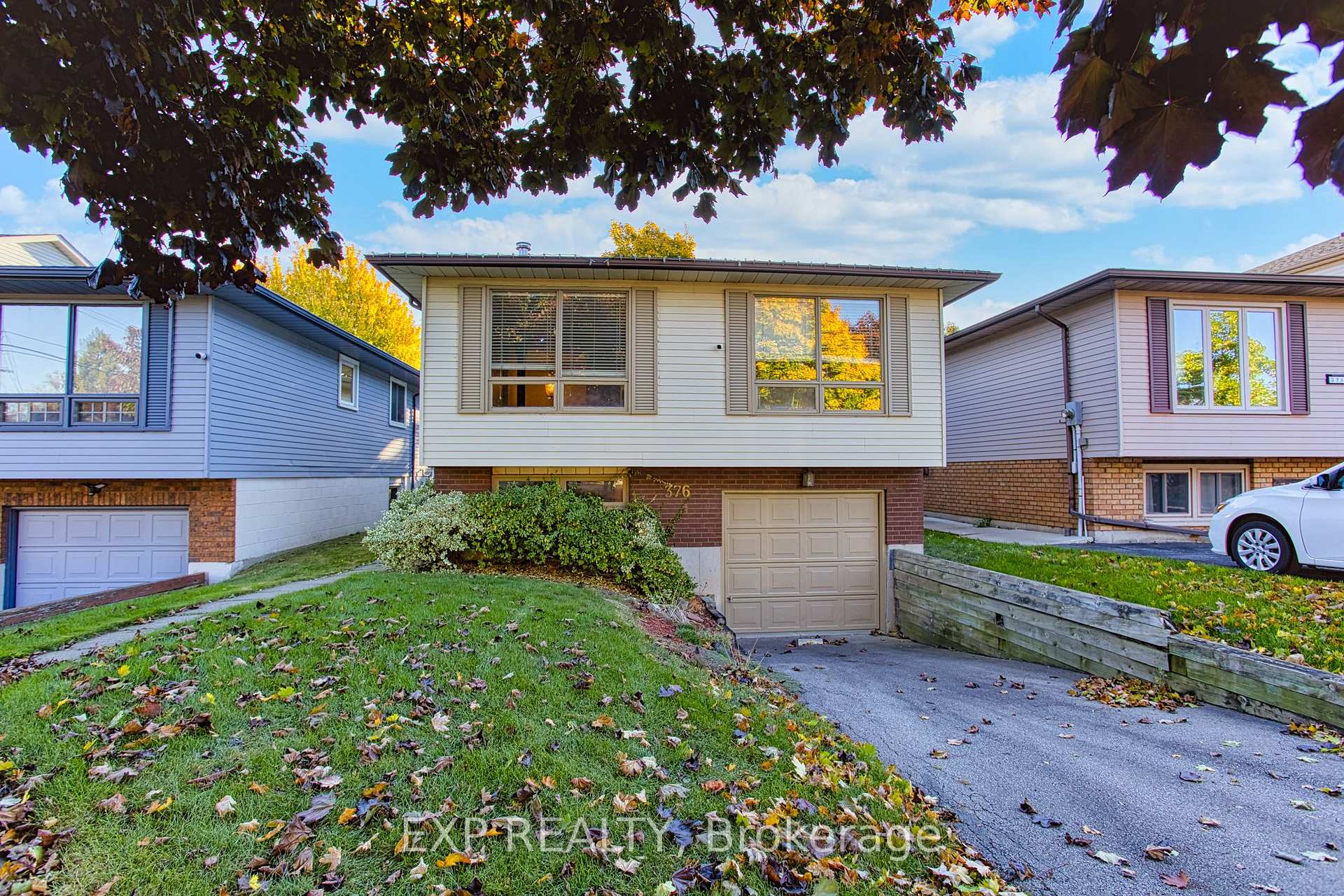 Photo 1 of 376 Rexford Drive, Hamilton, Randall — HOMEH