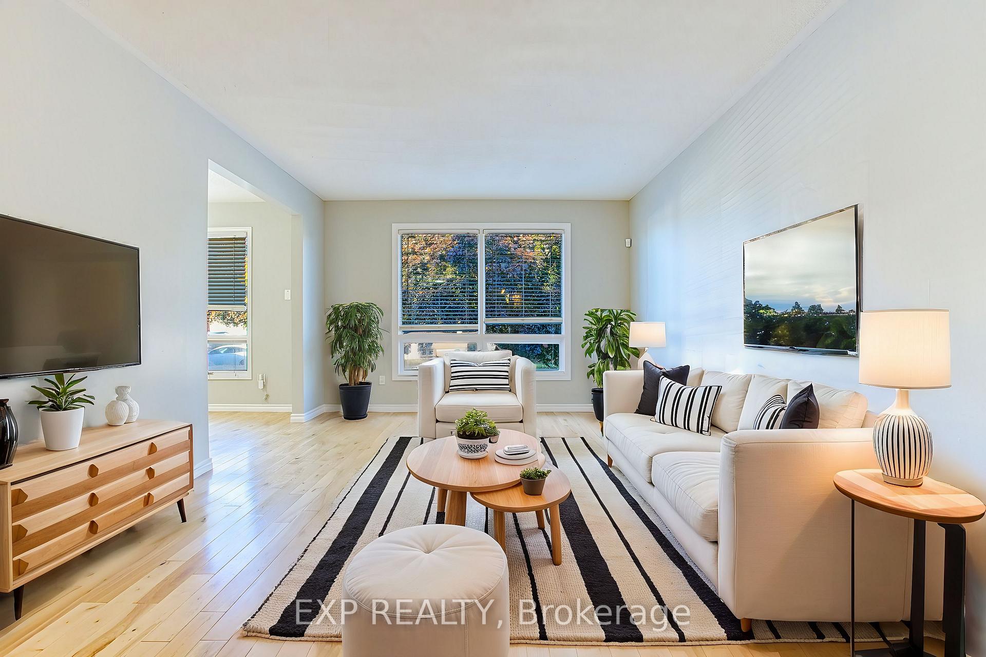 Photo 5 of 376 Rexford Drive, Hamilton, Randall — HOMEH