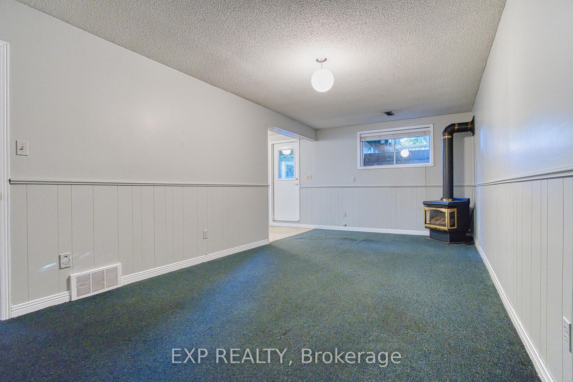 Photo 21 of 376 Rexford Drive, Hamilton, Randall — HOMEH