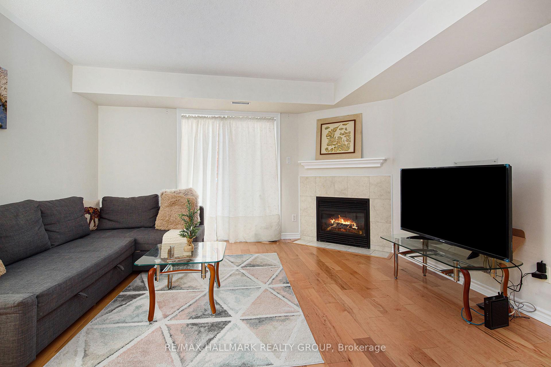 Photo 5 of 2814 Baseline Road, Ottawa, Leslie Park — HOMEH
