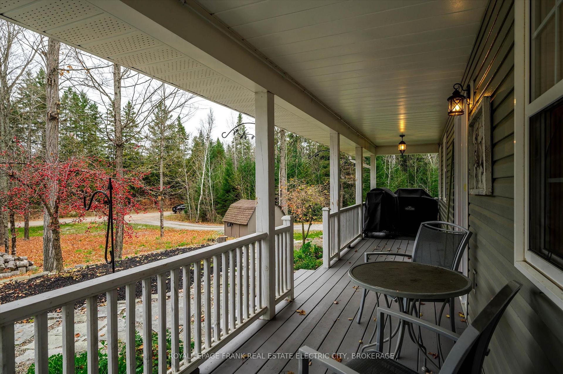 Photo 6 of 813 Centre Dummer Road, Douro-Dummer — HOMEH