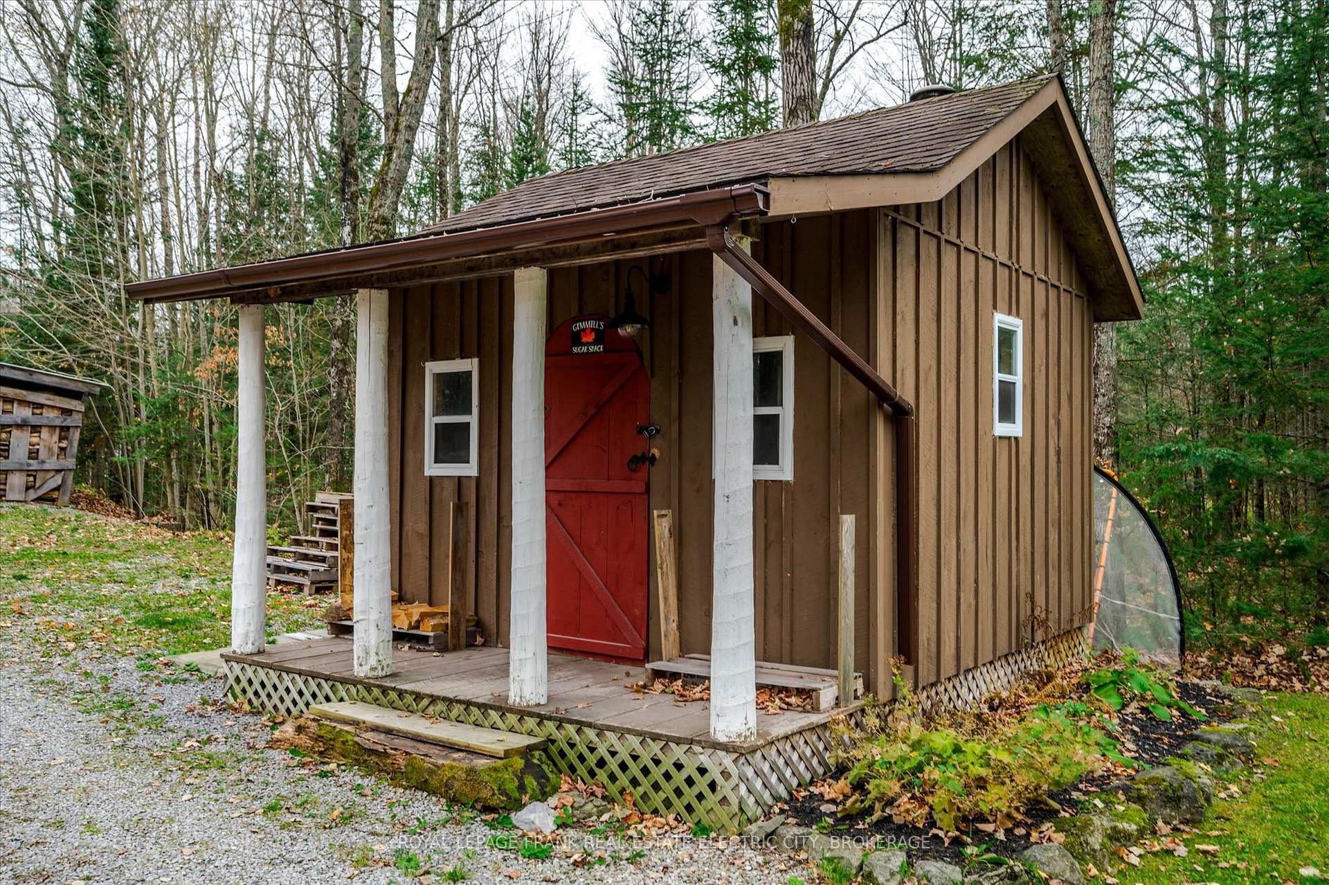 Photo 37 of 813 Centre Dummer Road, Douro-Dummer — HOMEH