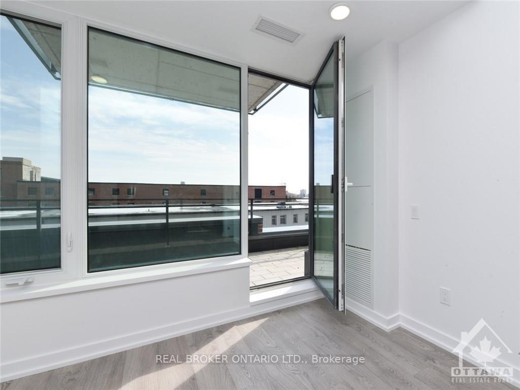 Photo 9 of Unit 316, 320 Miwate Private, Ottawa, Mechanicsville — HOMEH