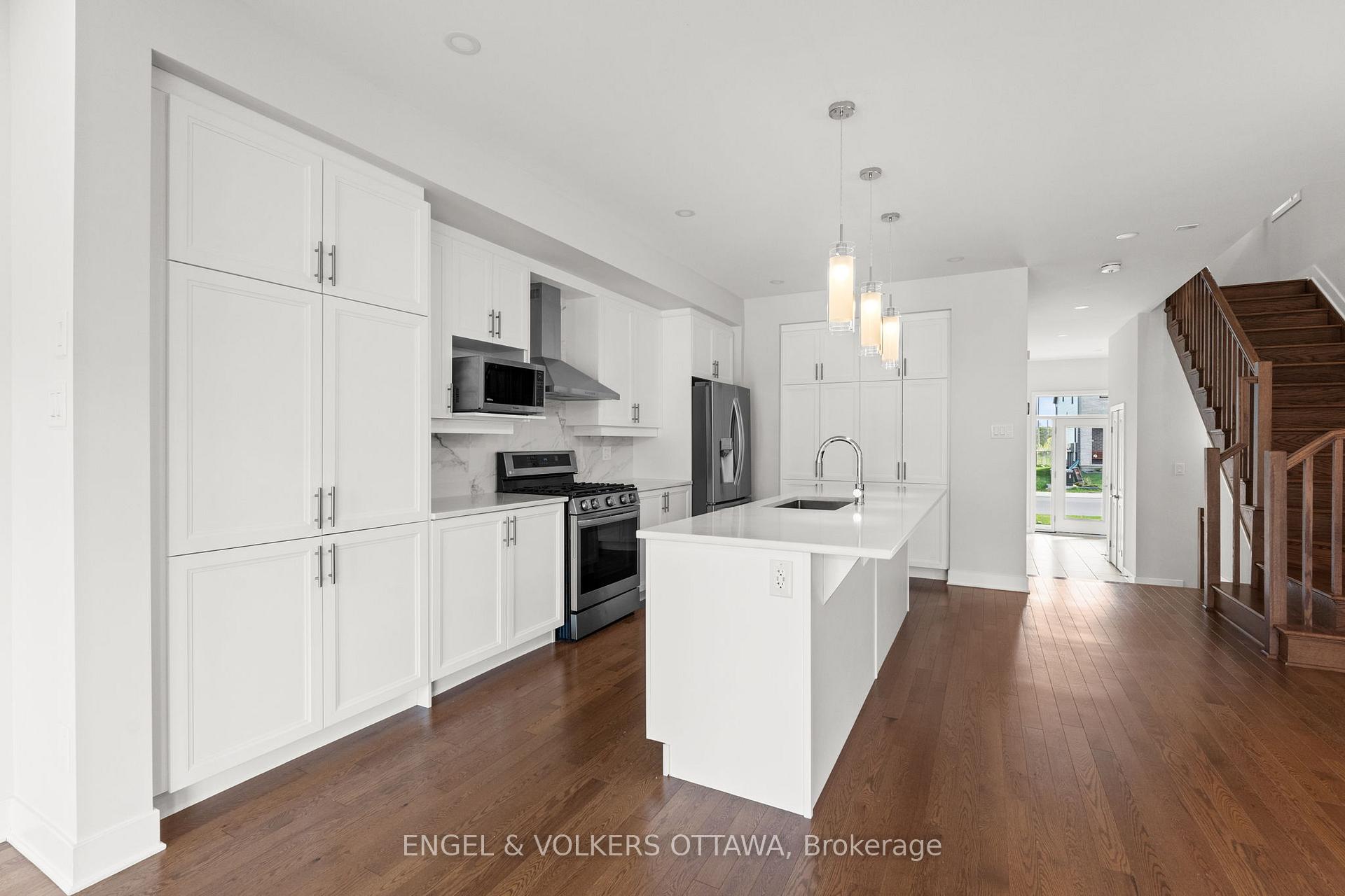 Photo 10 of 84 Canvasback Ridge, Ottawa, Riverside South/Gloucester Glen — HOMEH