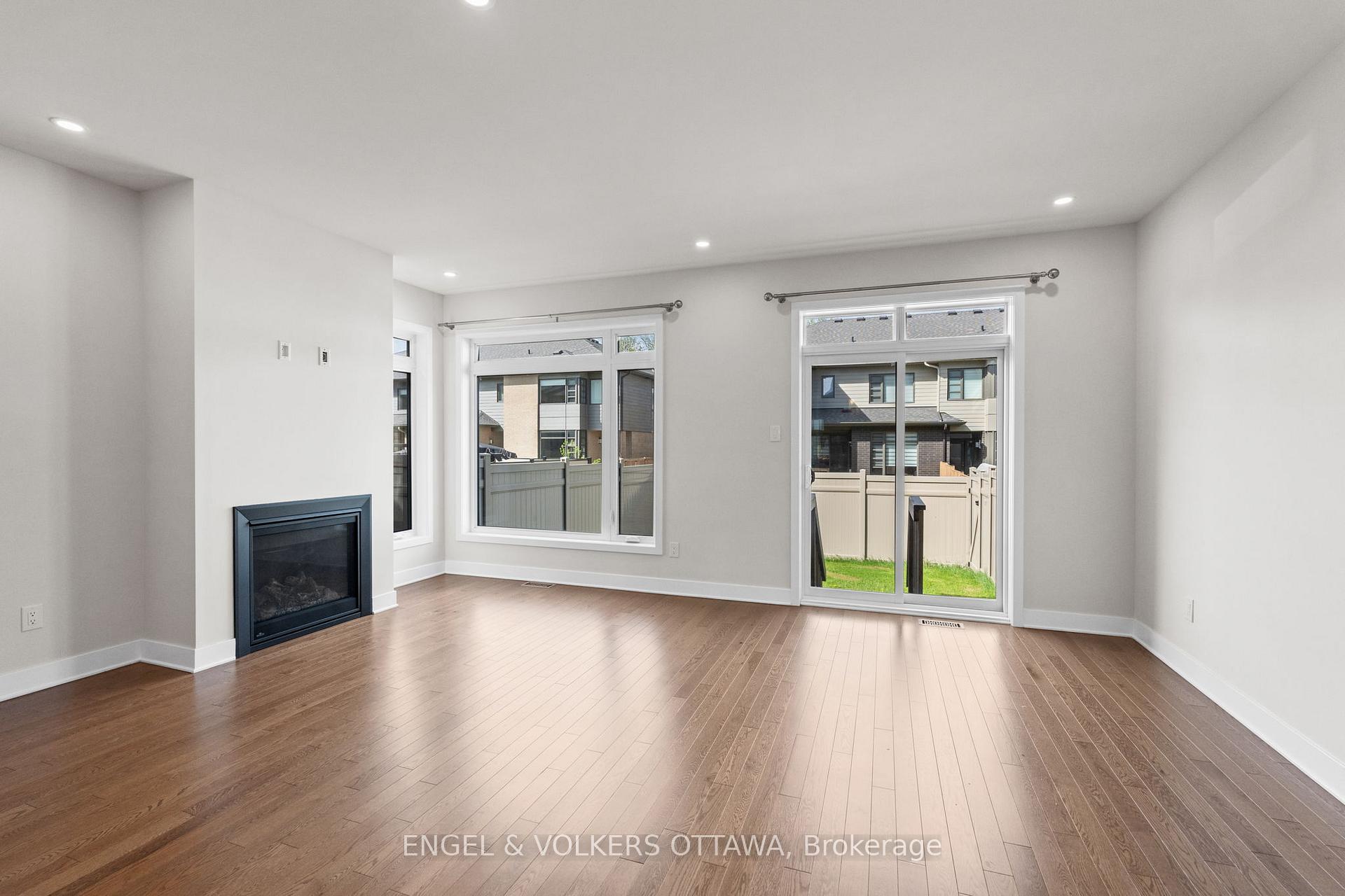 Photo 12 of 84 Canvasback Ridge, Ottawa, Riverside South/Gloucester Glen — HOMEH