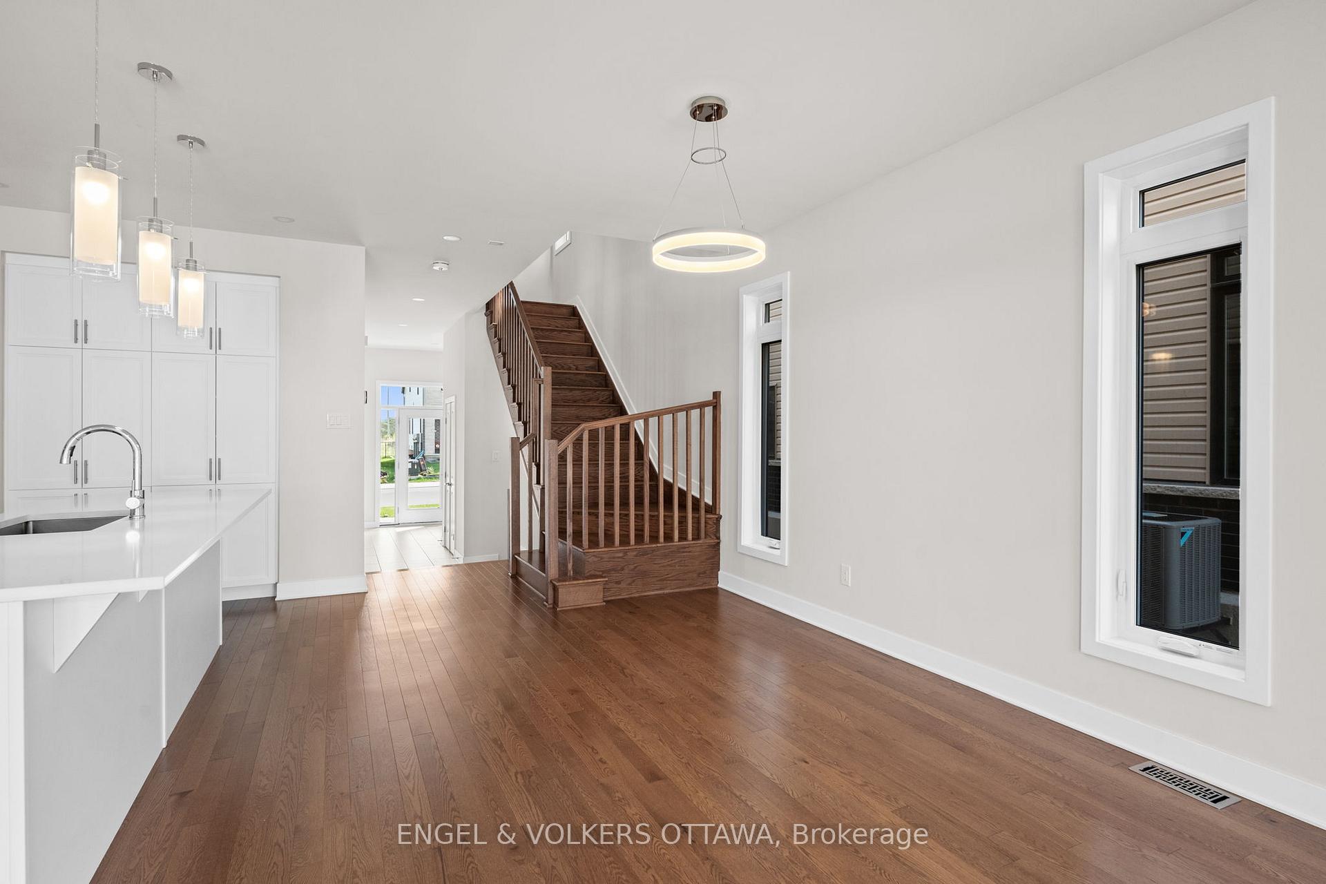 Photo 16 of 84 Canvasback Ridge, Ottawa, Riverside South/Gloucester Glen — HOMEH