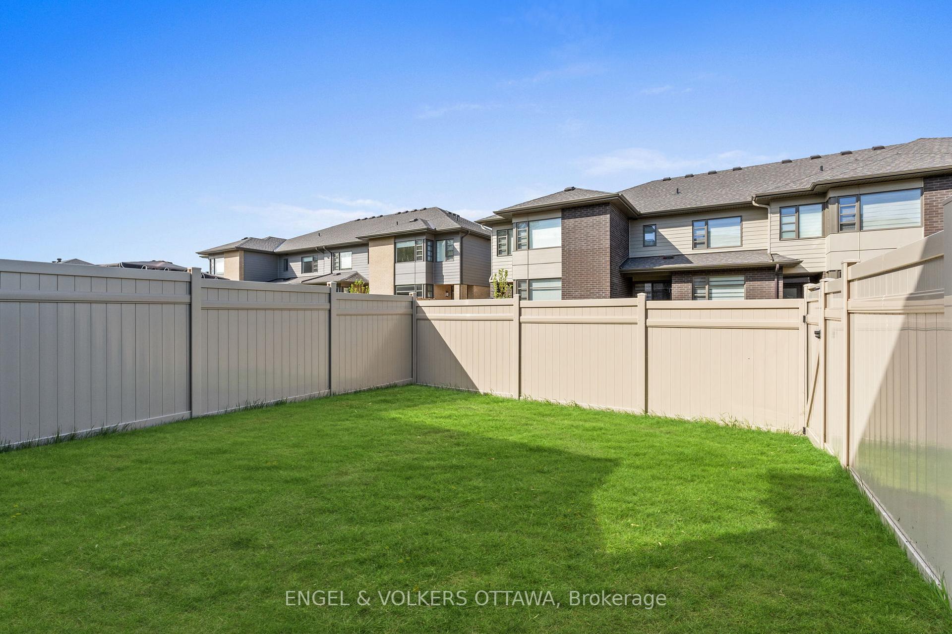 Photo 48 of 84 Canvasback Ridge, Ottawa, Riverside South/Gloucester Glen — HOMEH