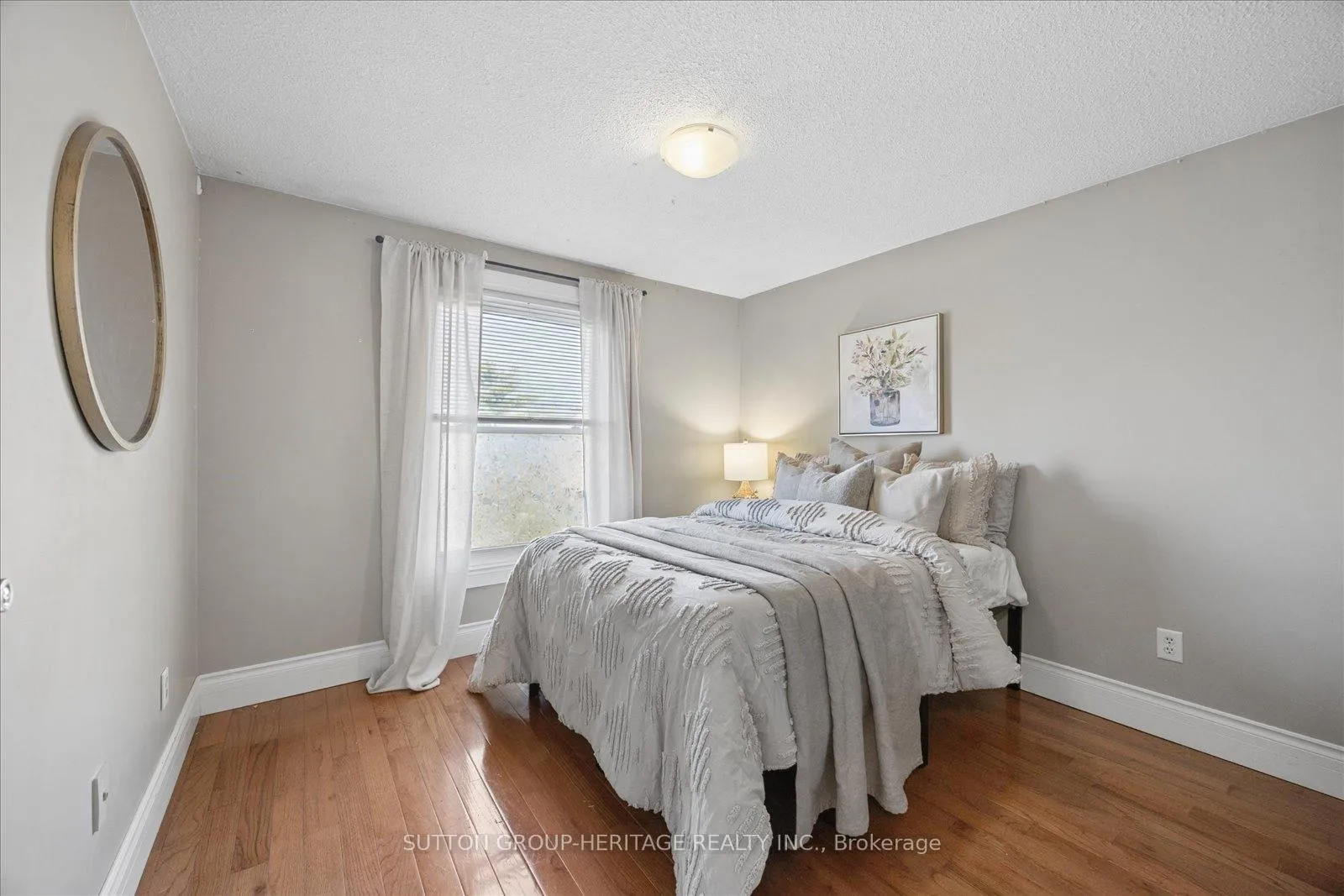 Photo 24 of 24 Andrea Road, Ajax, South East — HOMEH