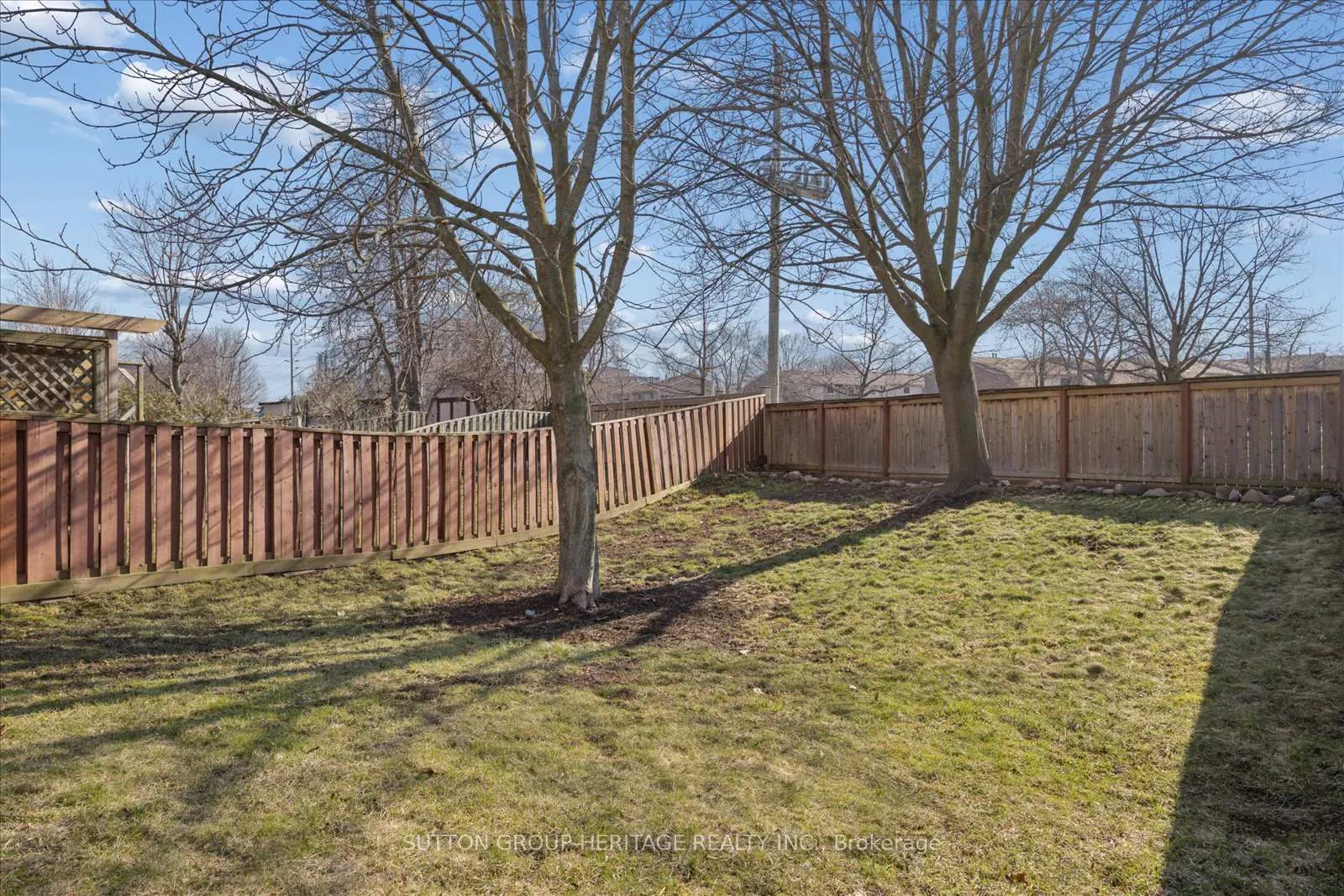 Photo 38 of 24 Andrea Road, Ajax, South East — HOMEH