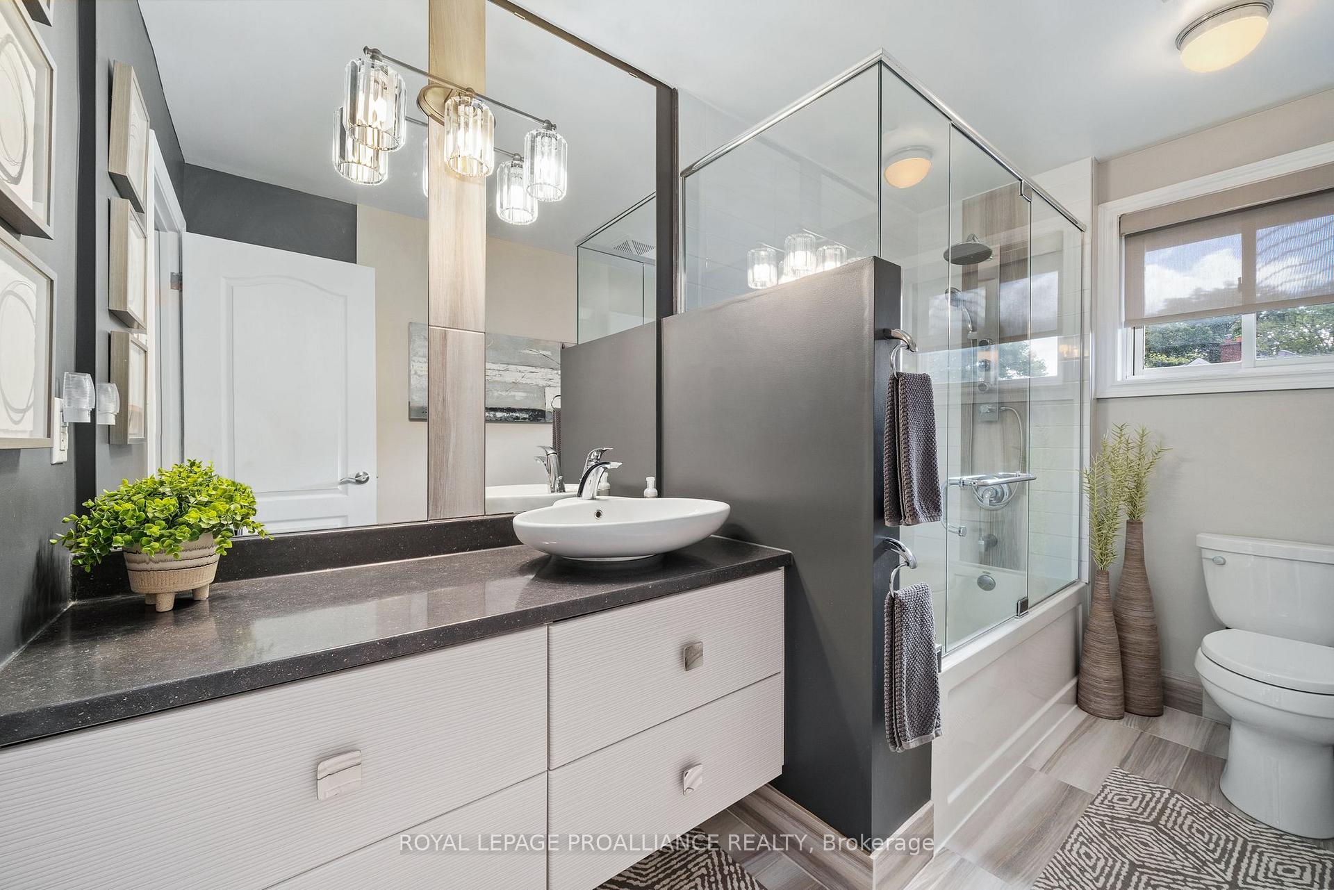 Photo 20 of 31 Frankford Road, Stirling-Rawdon, Stirling Ward — HOMEH