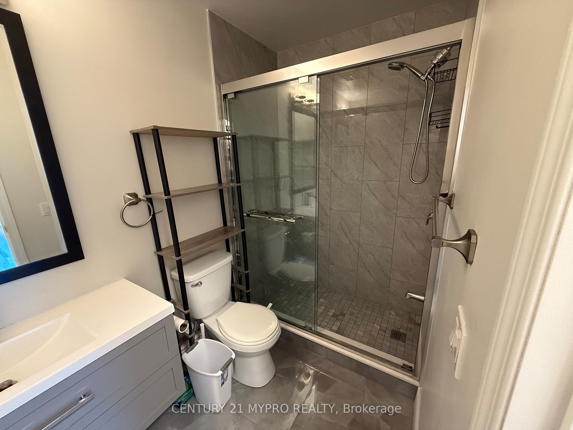 Photo 9 of 24 Faithful Way, Markham, Milliken Mills East — HOMEH