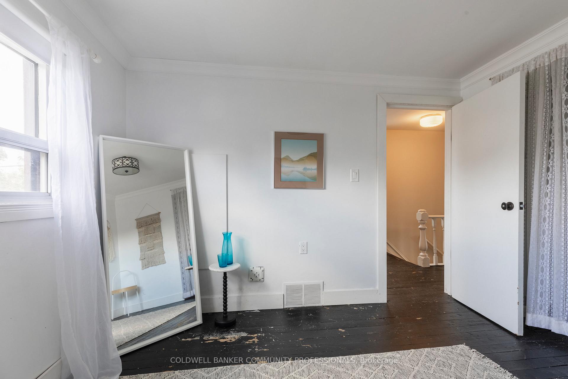 Photo 72 of 195 Rosslyn Avenue N, Hamilton, Crown Point — HOMEH