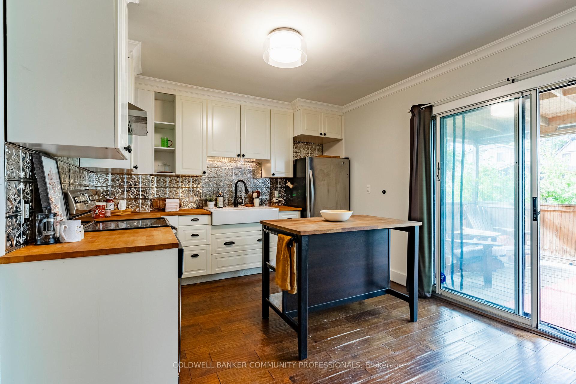 Photo 15 of 195 Rosslyn Avenue N, Hamilton, Crown Point — HOMEH