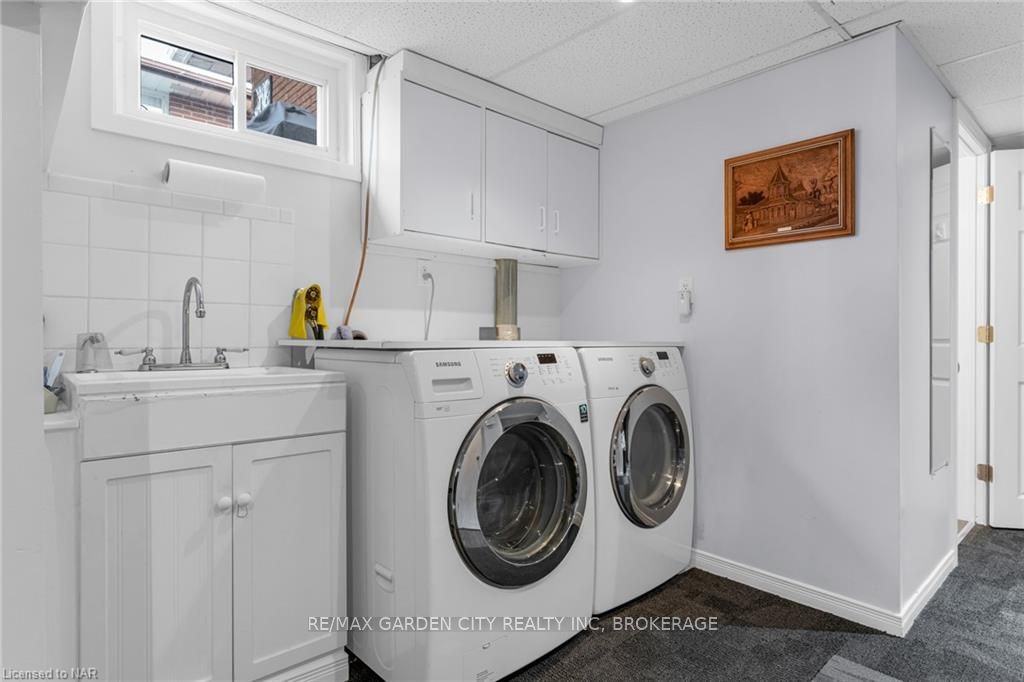 Photo 23 of 22 Highcourt Crescent, St. Catharines, Vine/Linwell — HOMEH