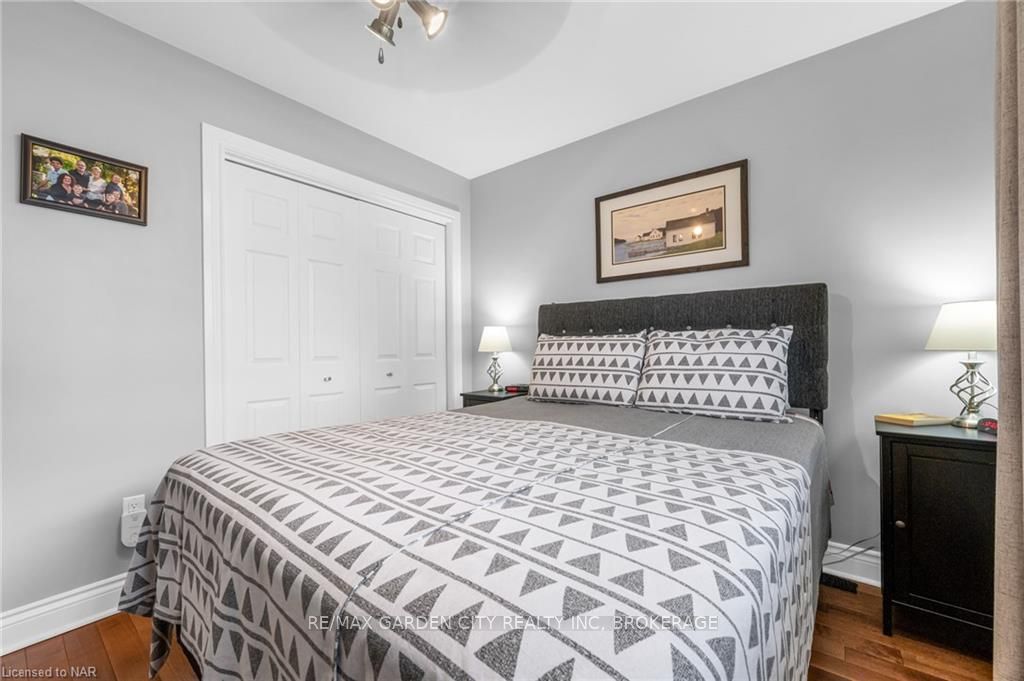 Photo 13 of 22 Highcourt Crescent, St. Catharines, Vine/Linwell — HOMEH